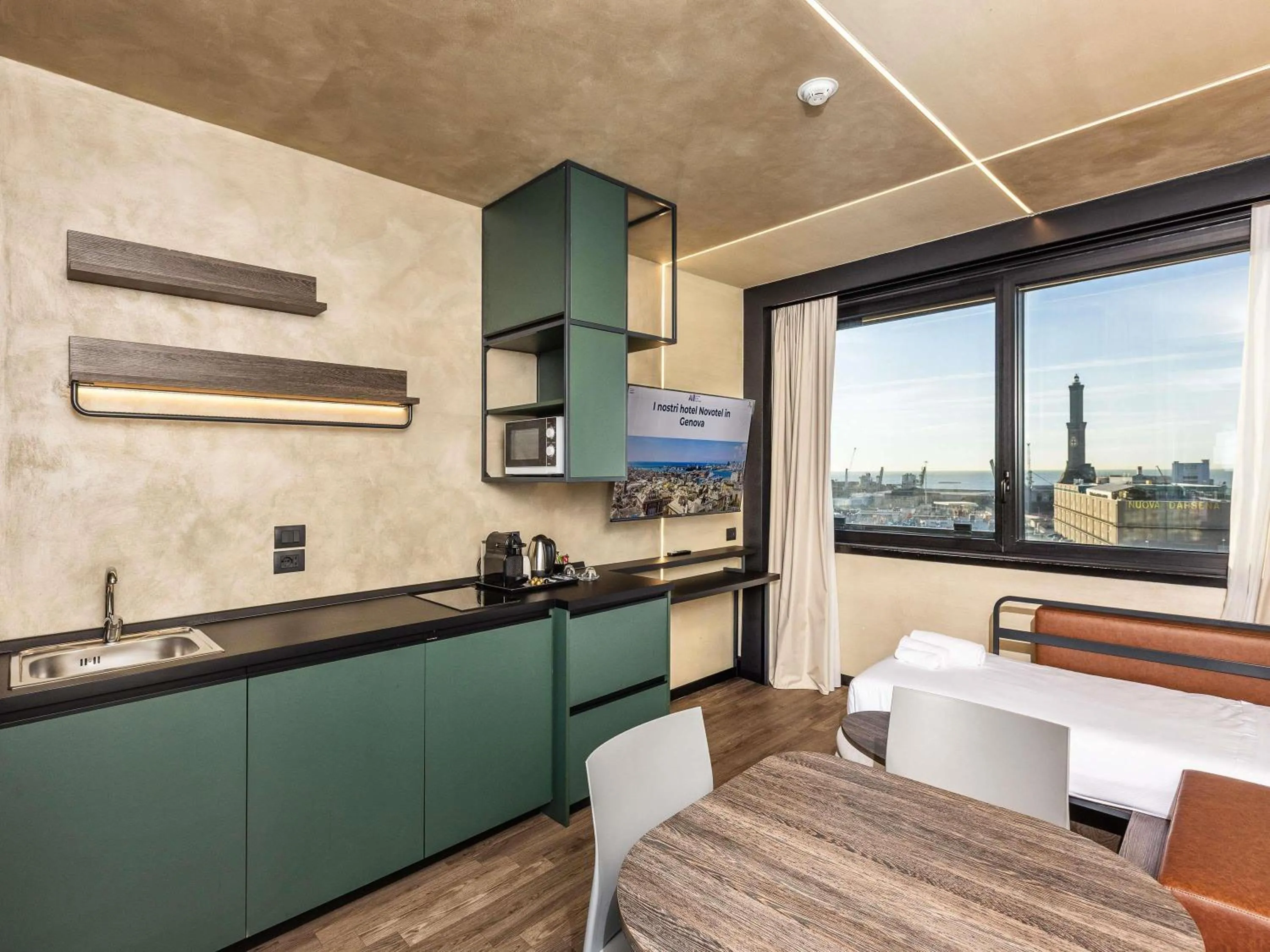 Bedroom in Novotel Genova City