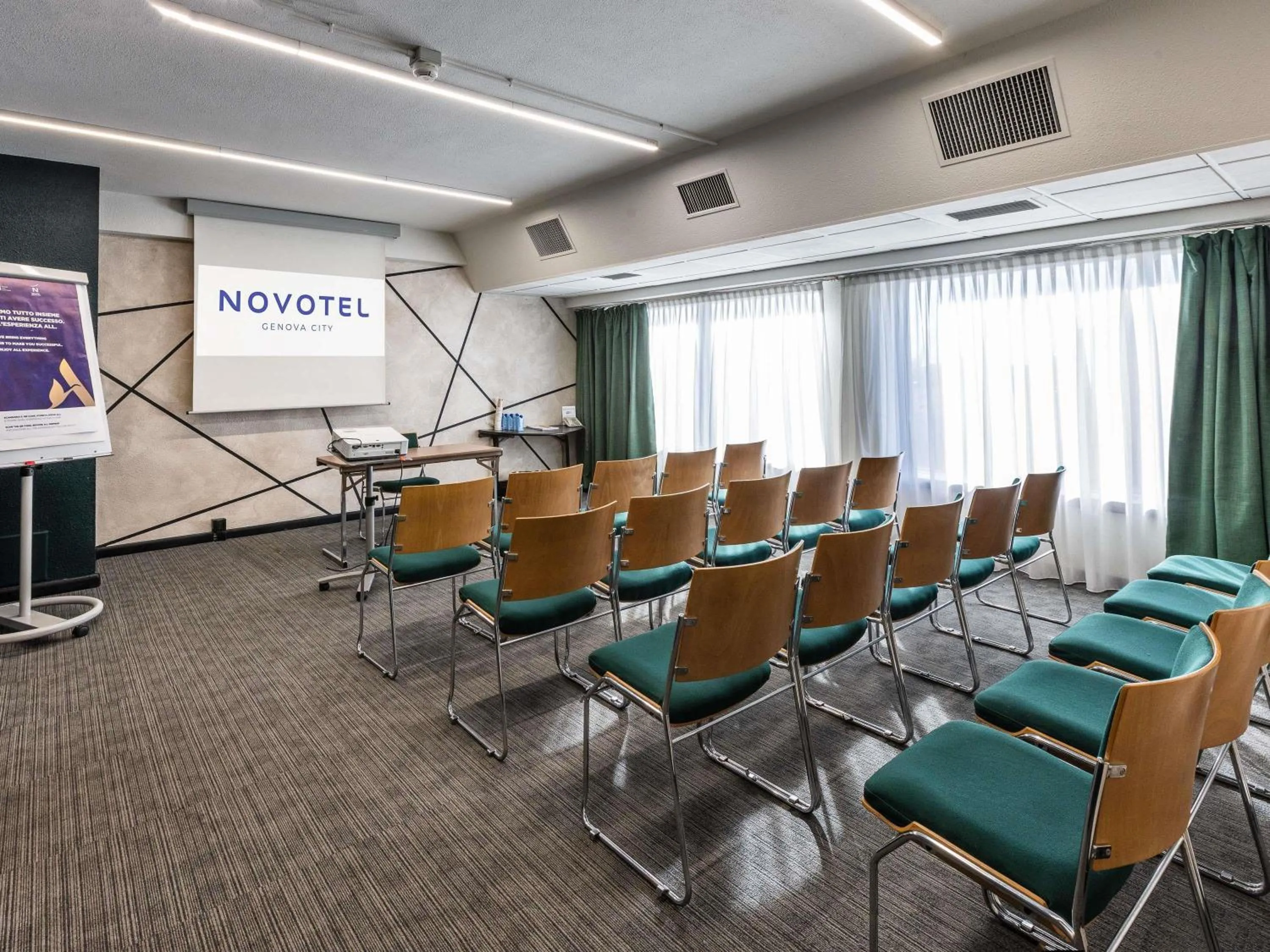 Meeting/conference room in Novotel Genova City