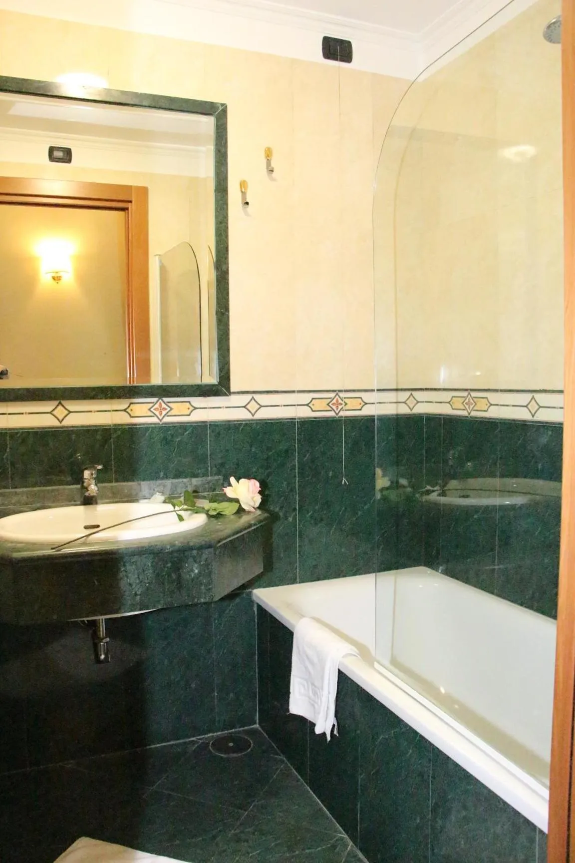 Bathroom in Hotel Mirage