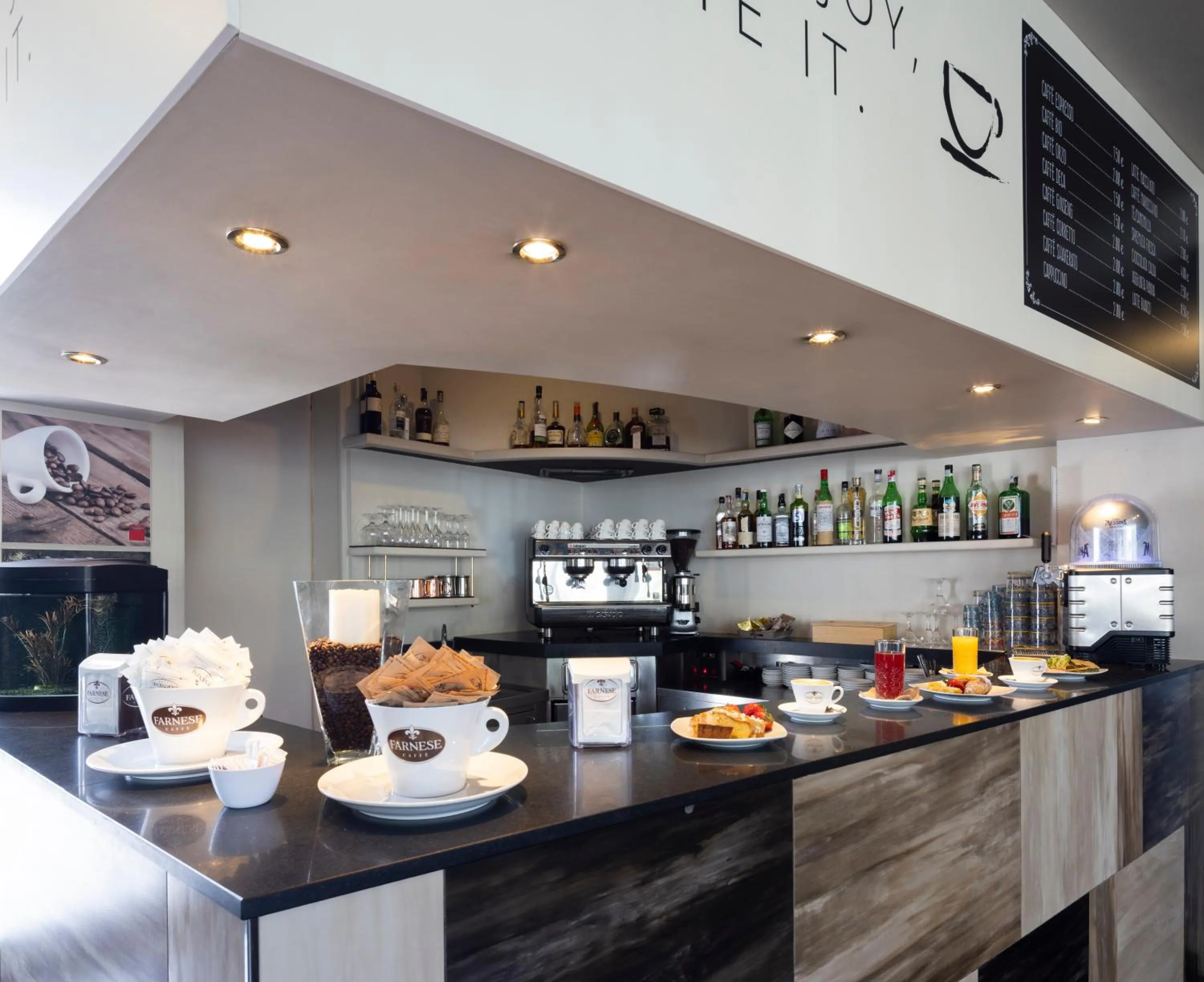 Lounge or bar in Best Western Plus Hotel Farnese