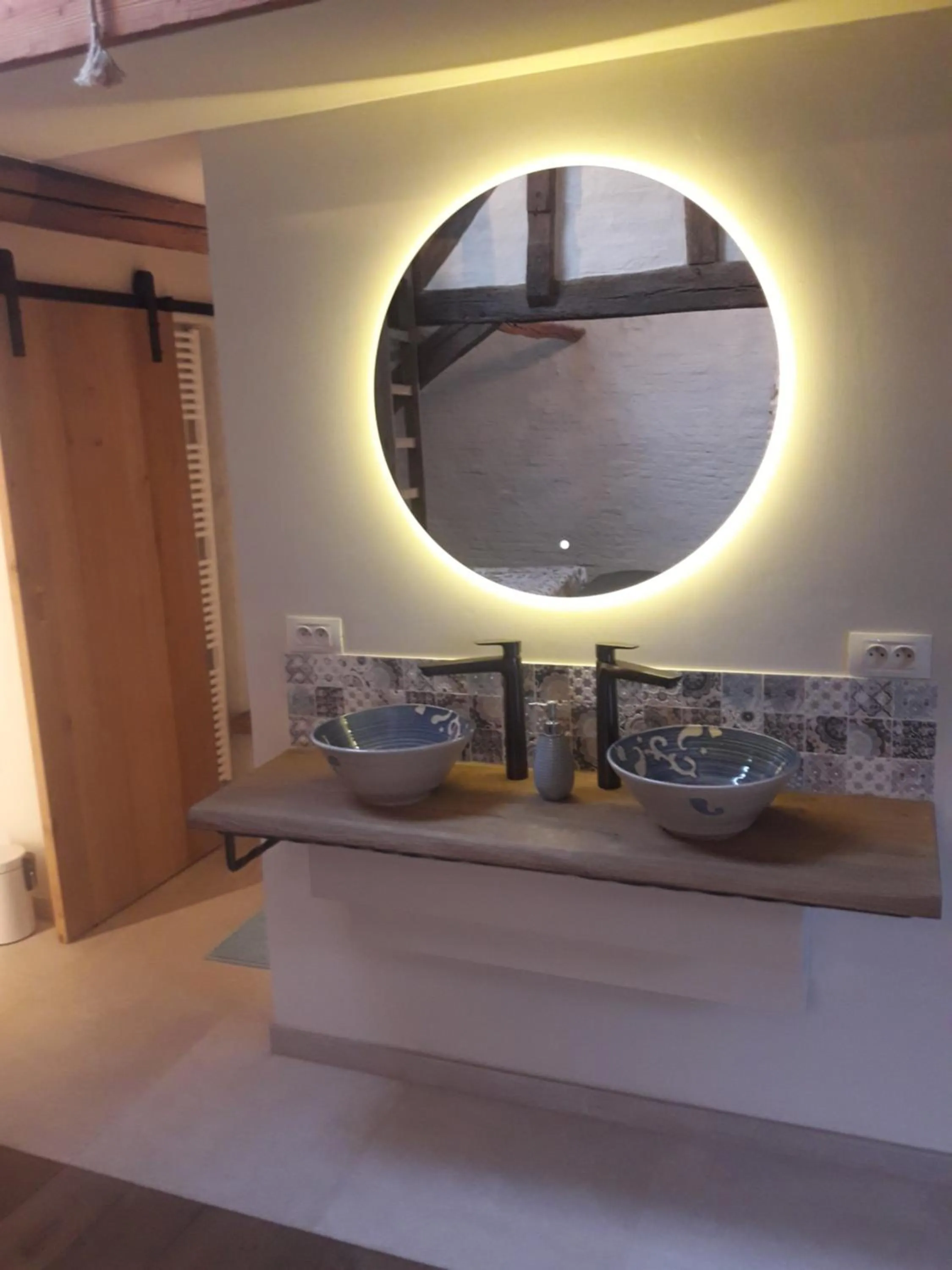 Property building in Butterfly