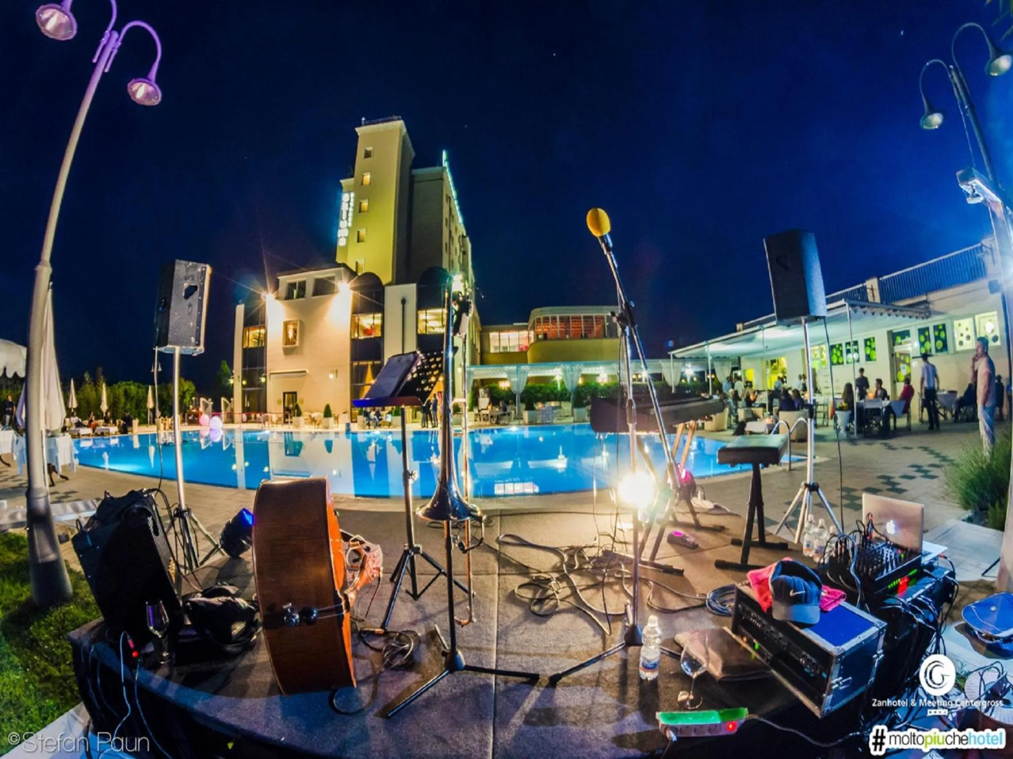 Night in Zanhotel Centergross