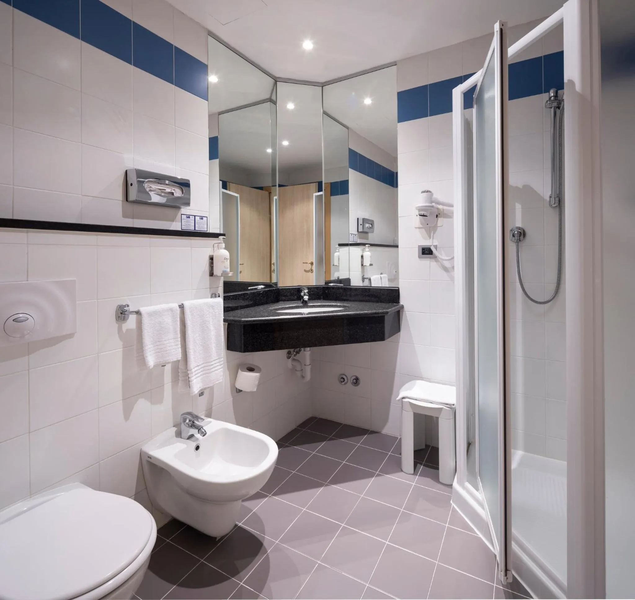 Bathroom in Holiday Inn Express Parma by IHG