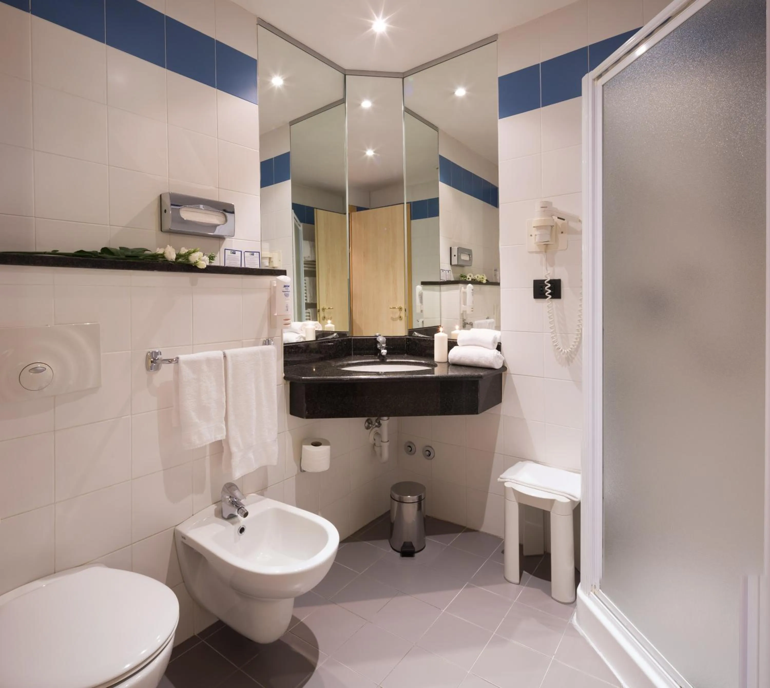 Shower in Holiday Inn Express Parma by IHG