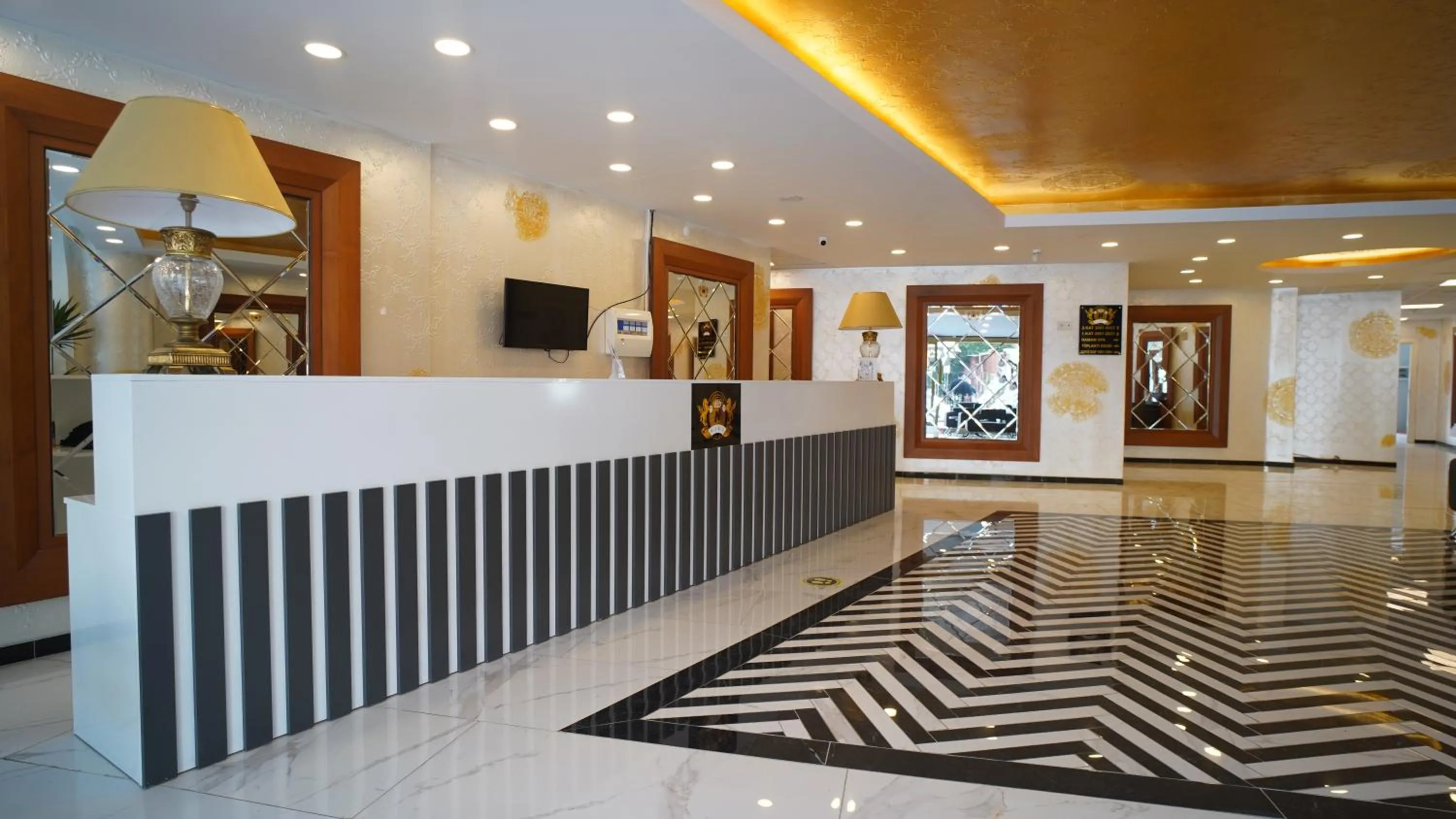 Lobby or reception in Grand Niki Hotel & Spa