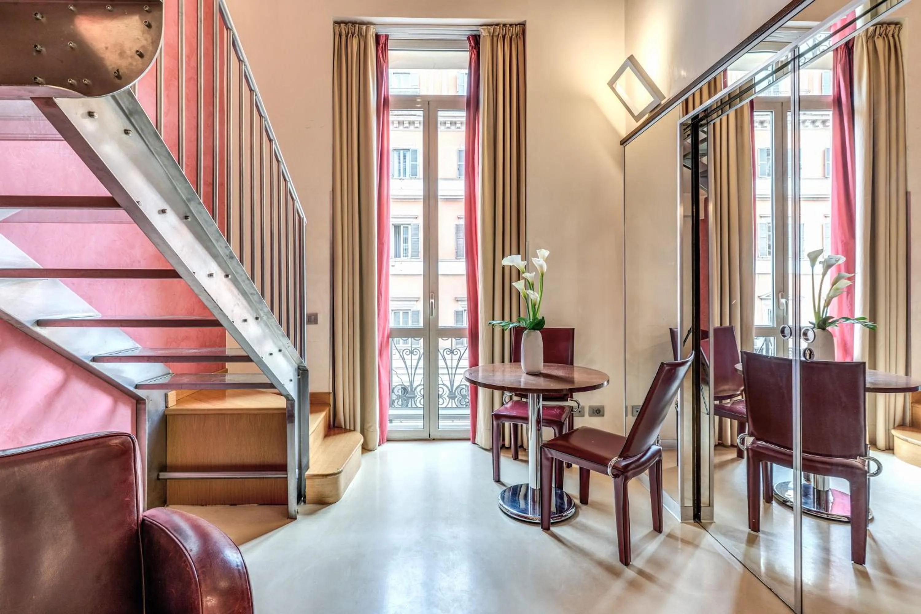 Living room in La Griffe Hotel Roma