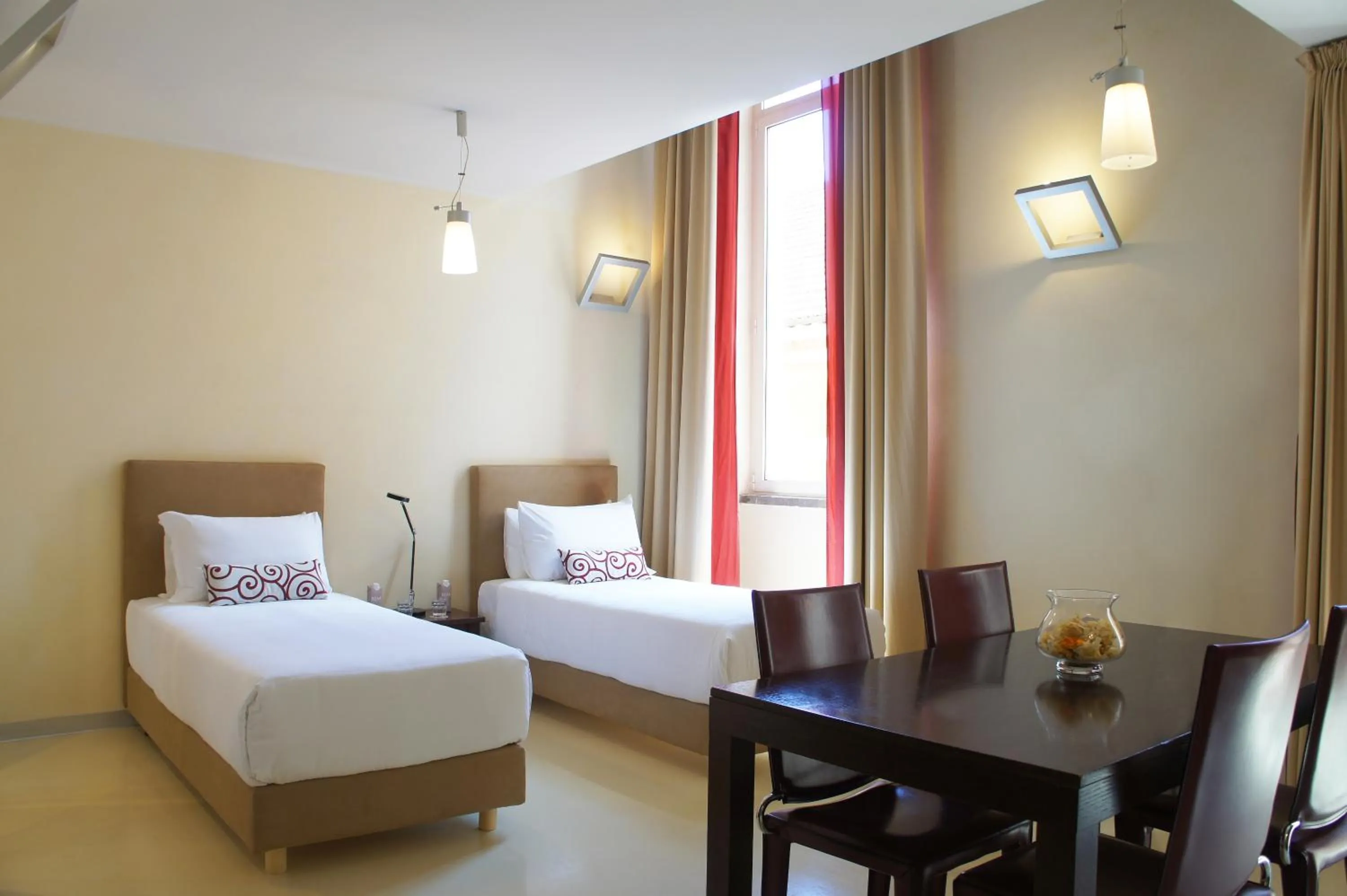 Bed in La Griffe Hotel Roma