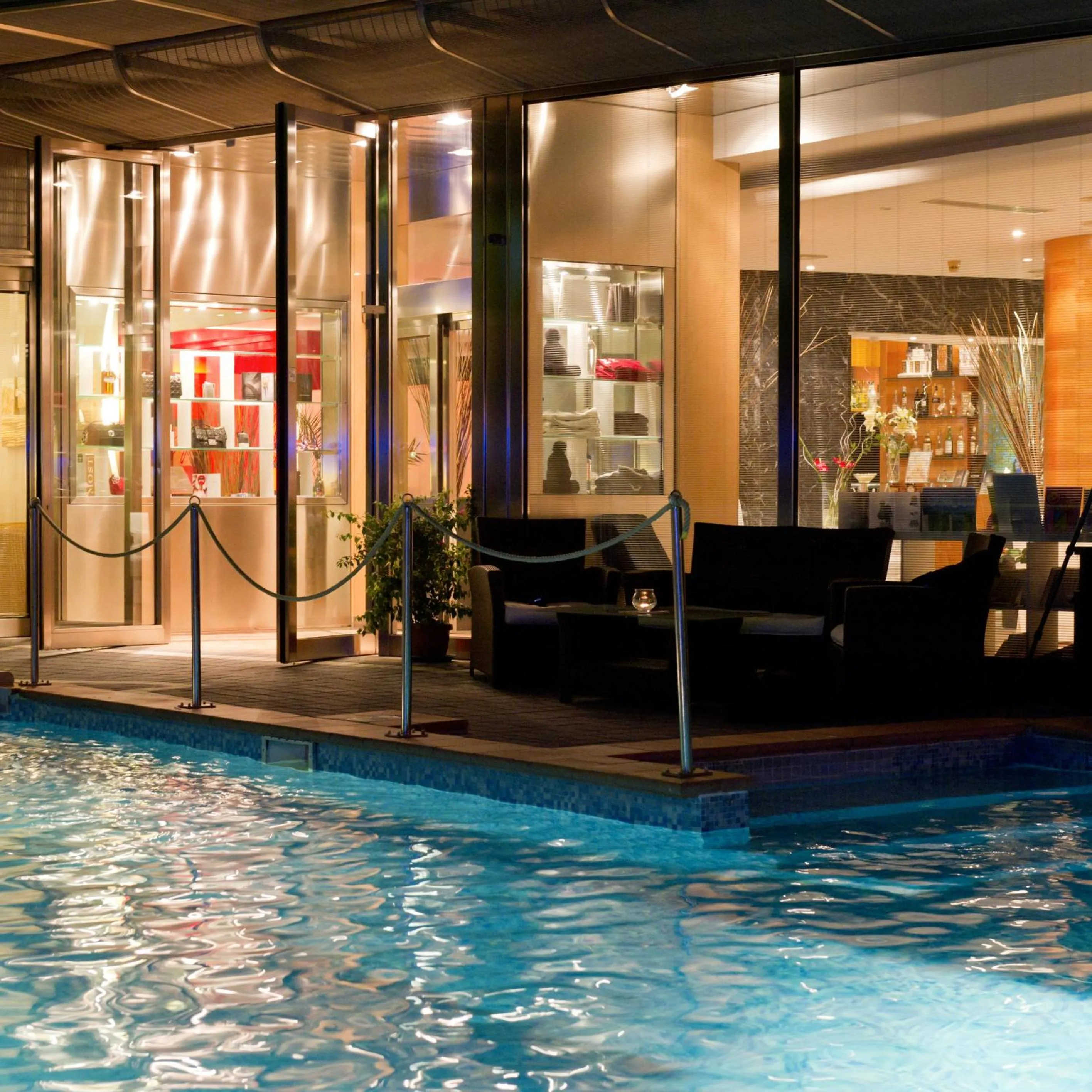 Facade/entrance in Park Hotel