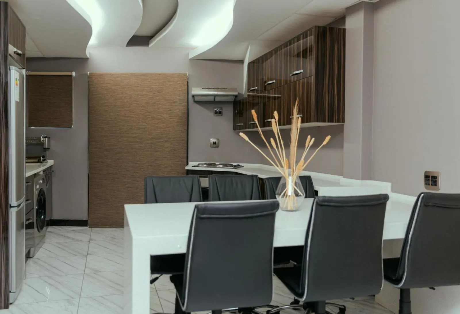 Kitchen or kitchenette in Monte La Vue Hotel