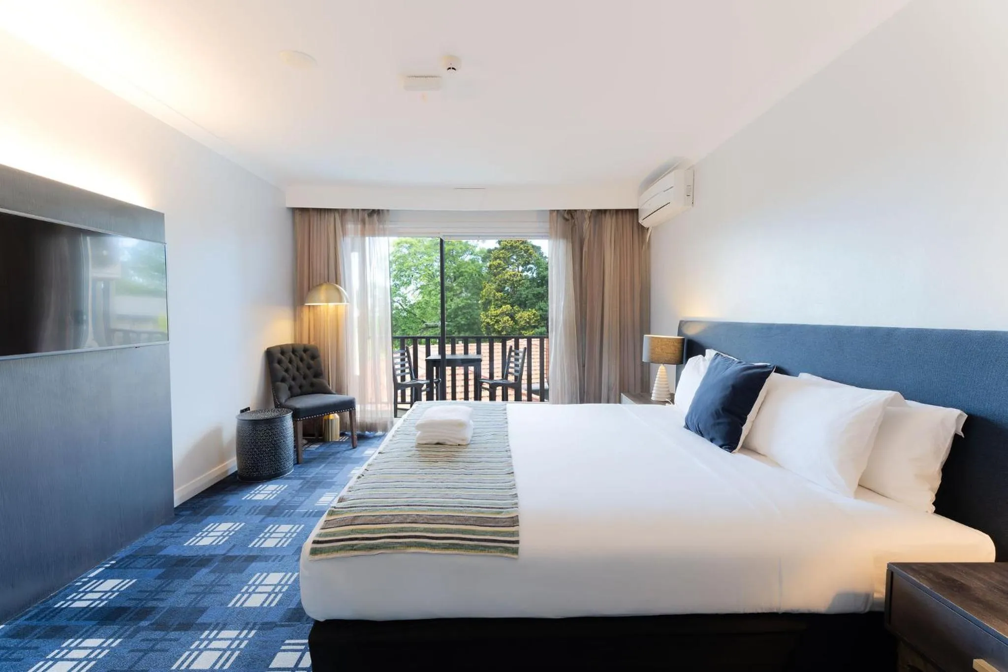 Bedroom, Bed in Leura Gardens Resort