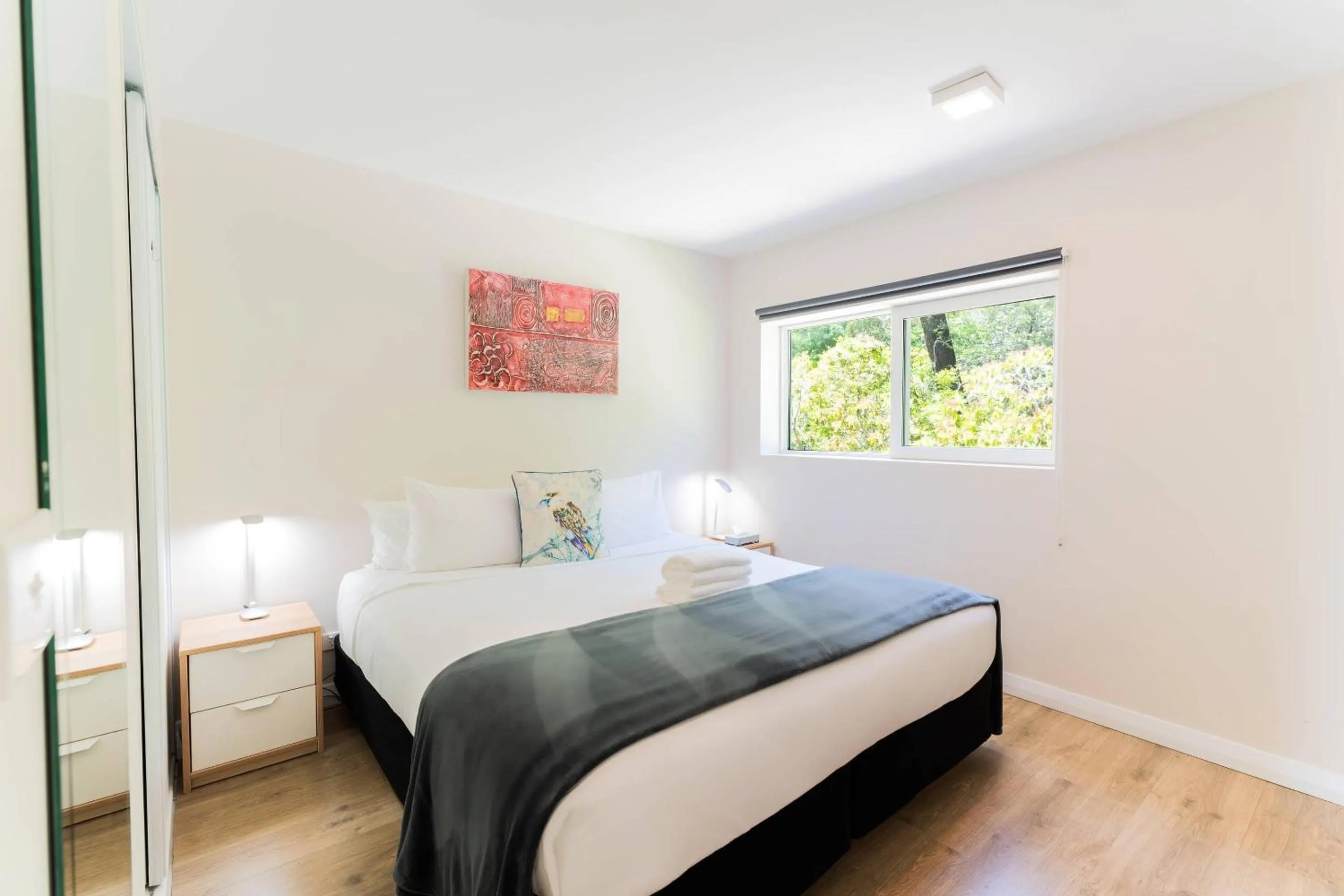 Bedroom, Bed in Comfort Resort Leura Gardens