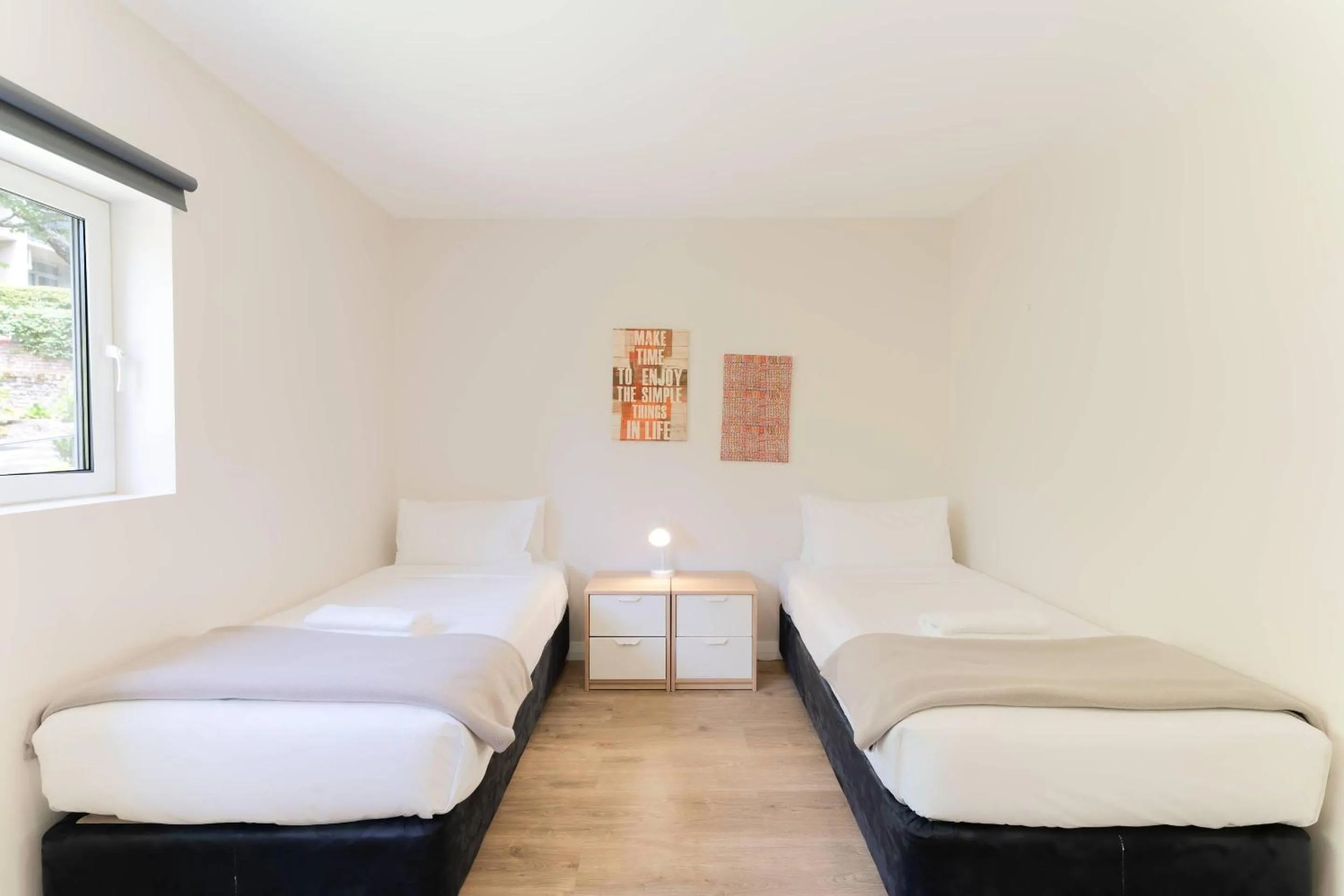 Bedroom, Bed in Comfort Resort Leura Gardens