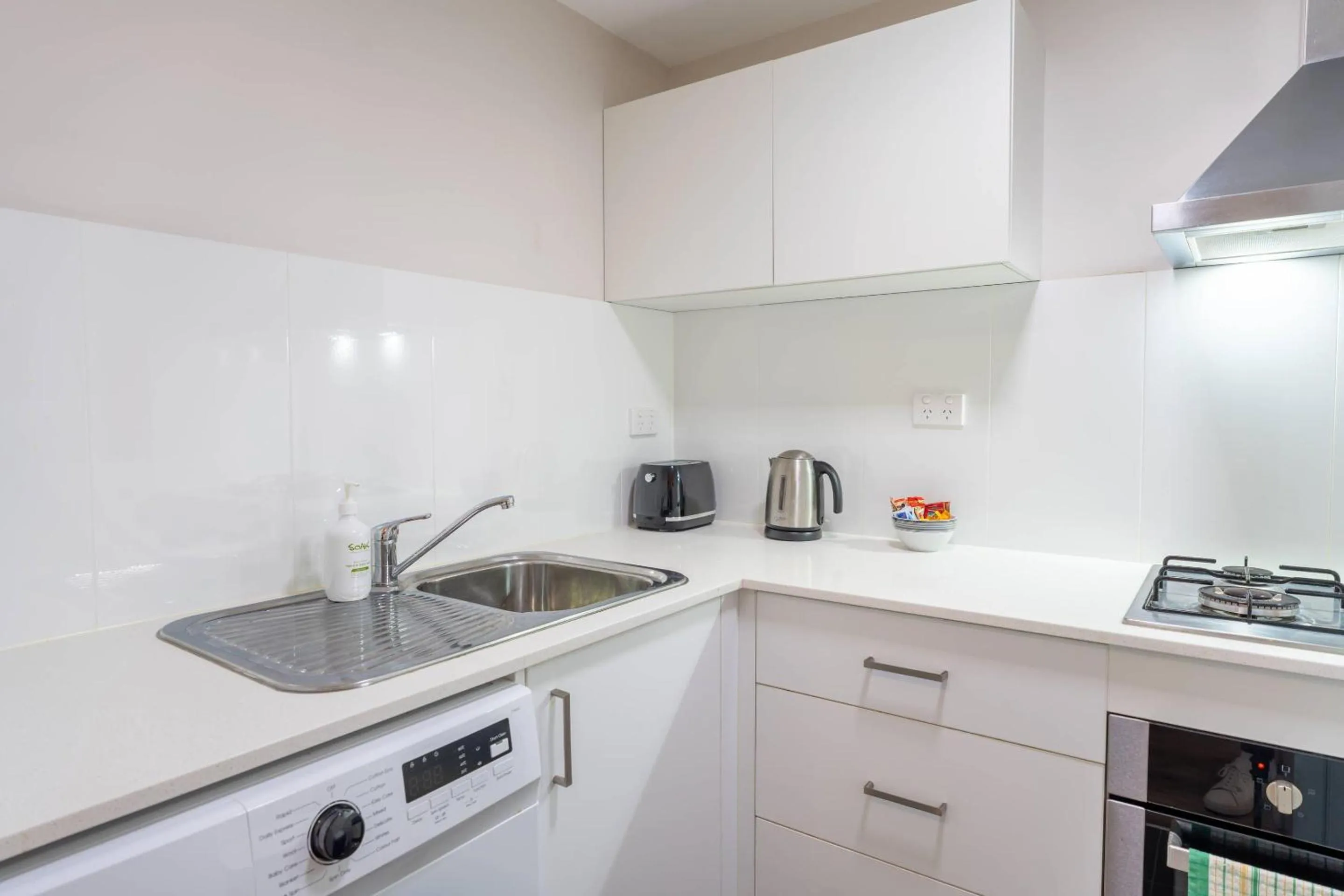 Bedroom in Comfort Resort Leura Gardens