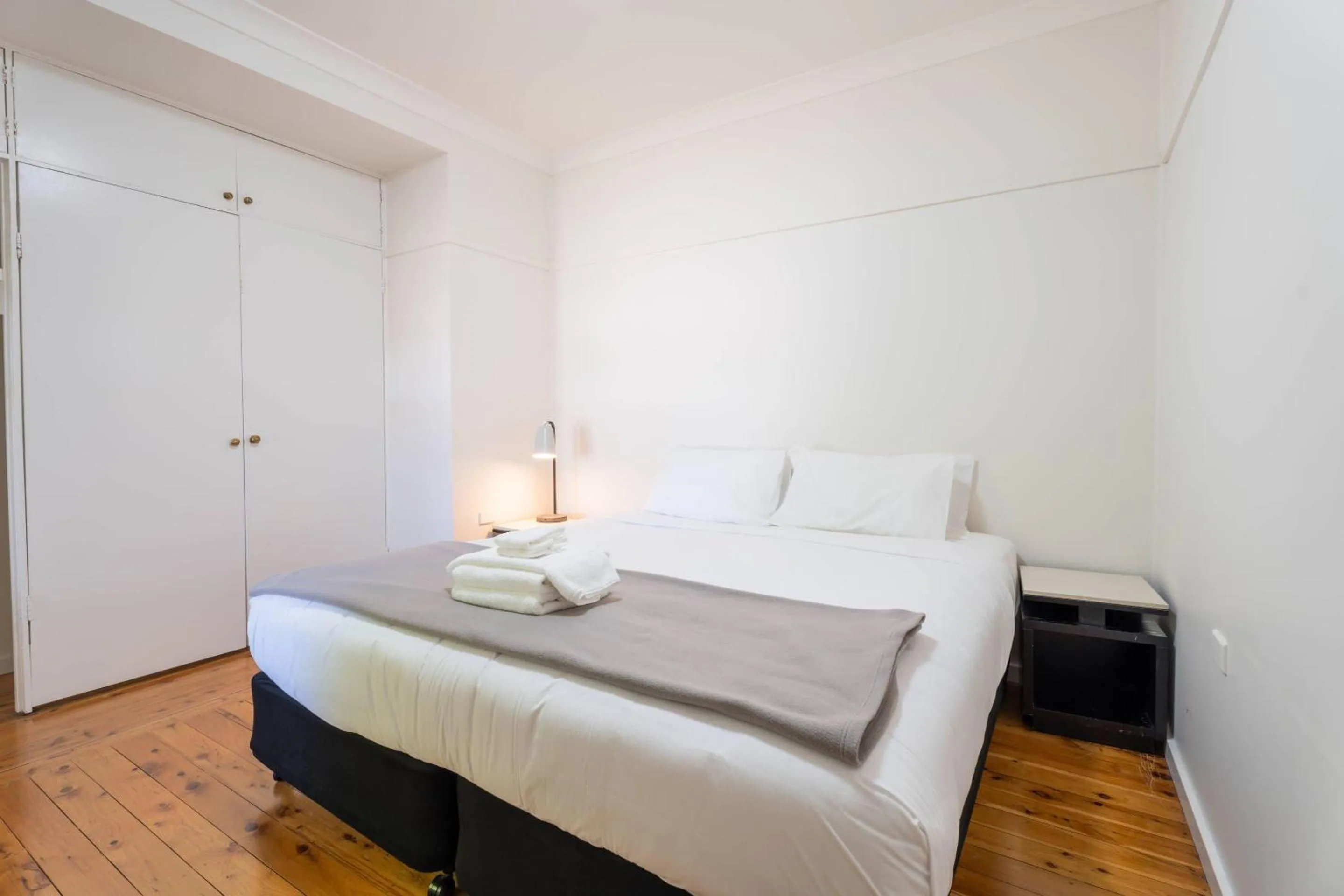 Bedroom, Bed in Comfort Resort Leura Gardens