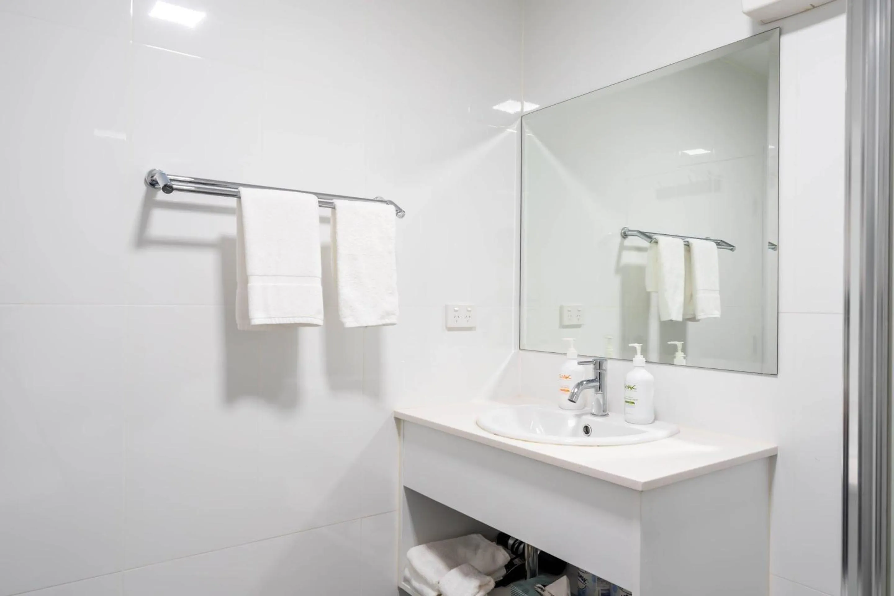 Bedroom in Comfort Resort Leura Gardens