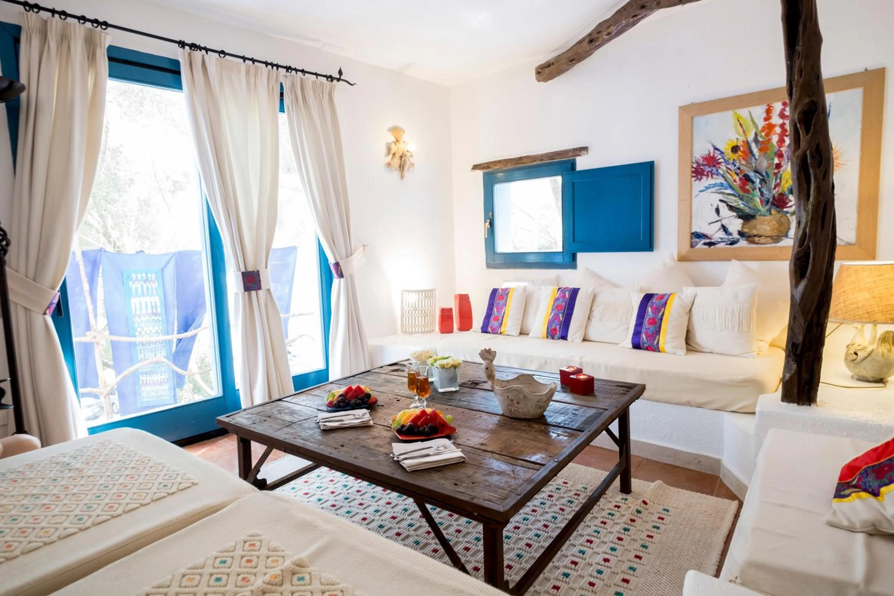 Bed in Su Gologone Experience Hotel