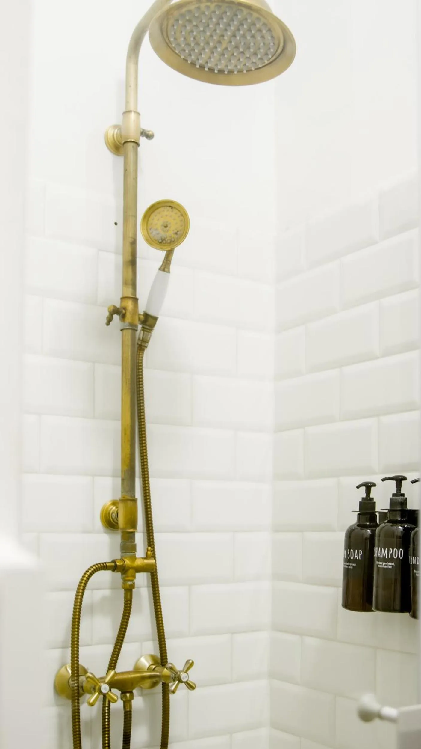 Shower in Catalina Suites