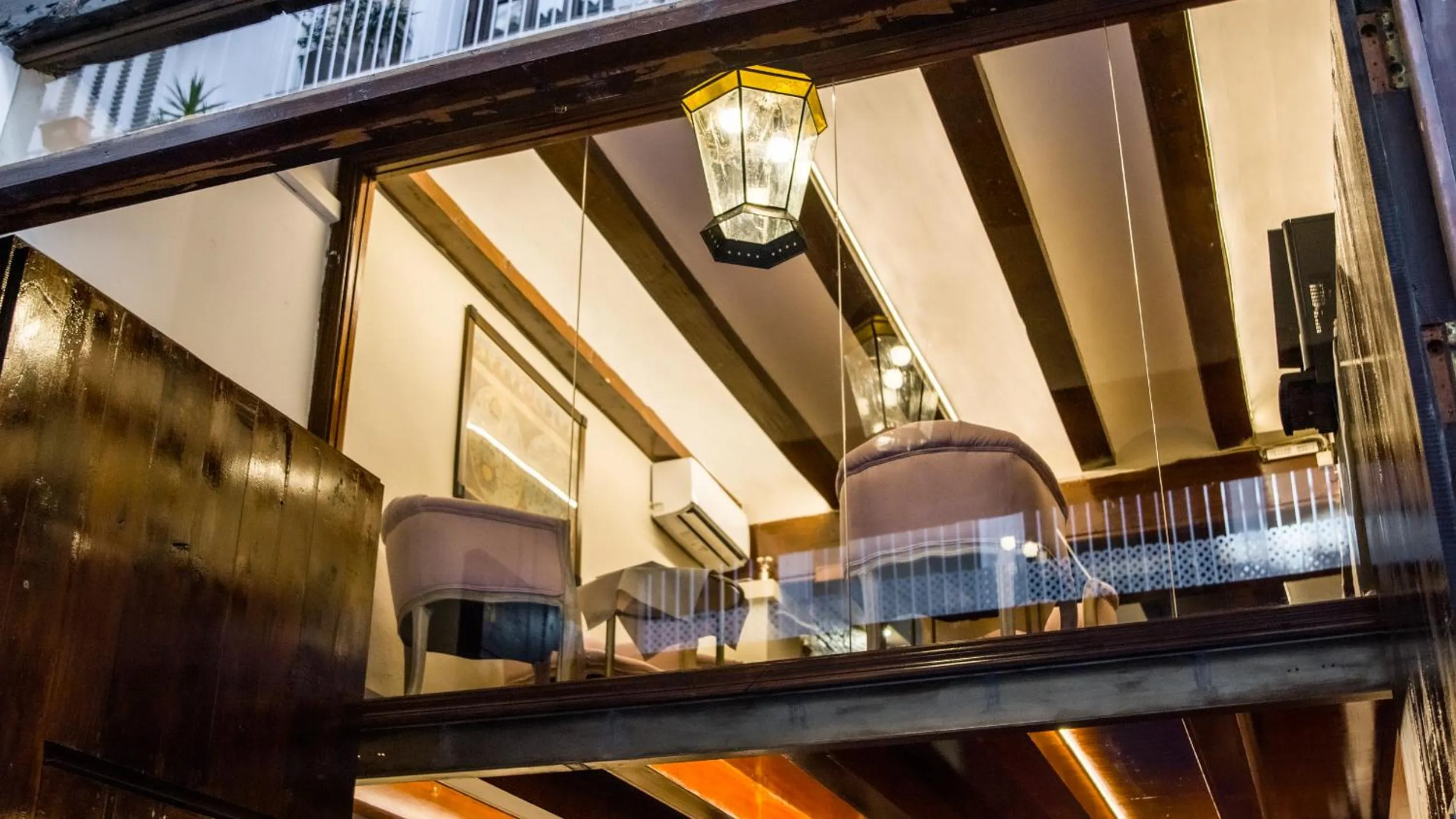 Living room in Catalina Suites