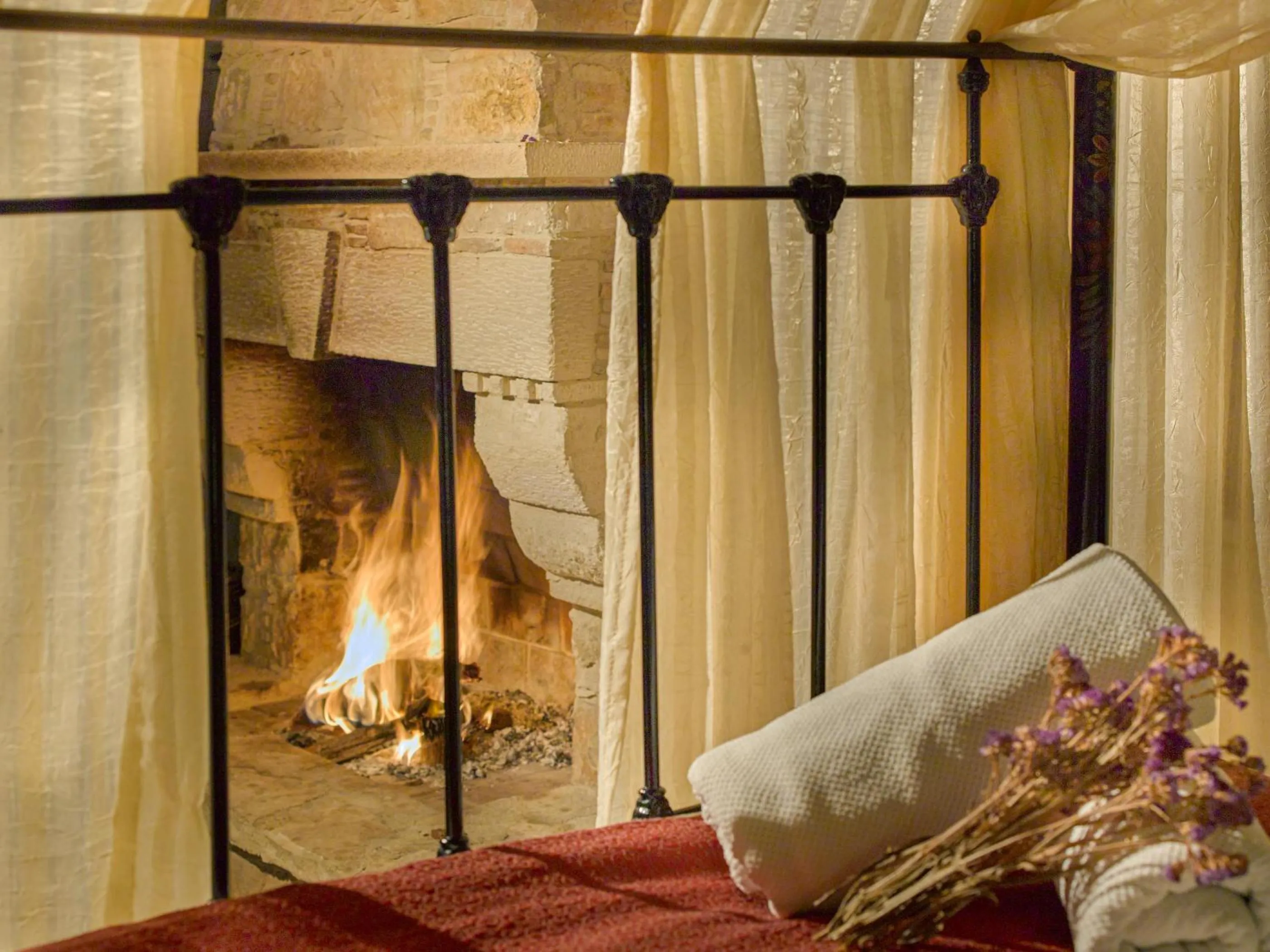 Bed in Oinoessa Traditional Boutique Guest Houses