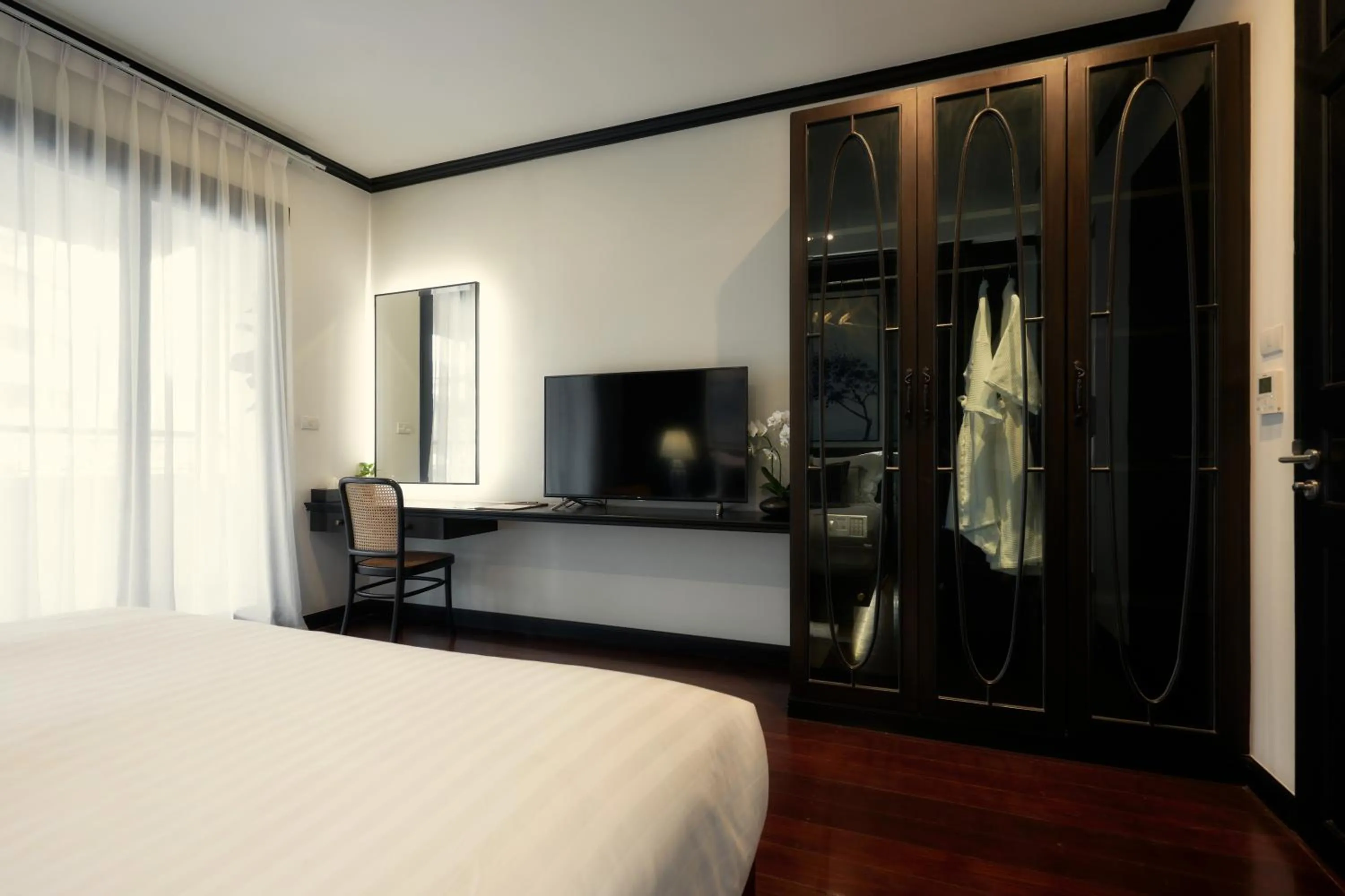 Communal lounge/ TV room, Bed in BAAN 125 STAY Phuket