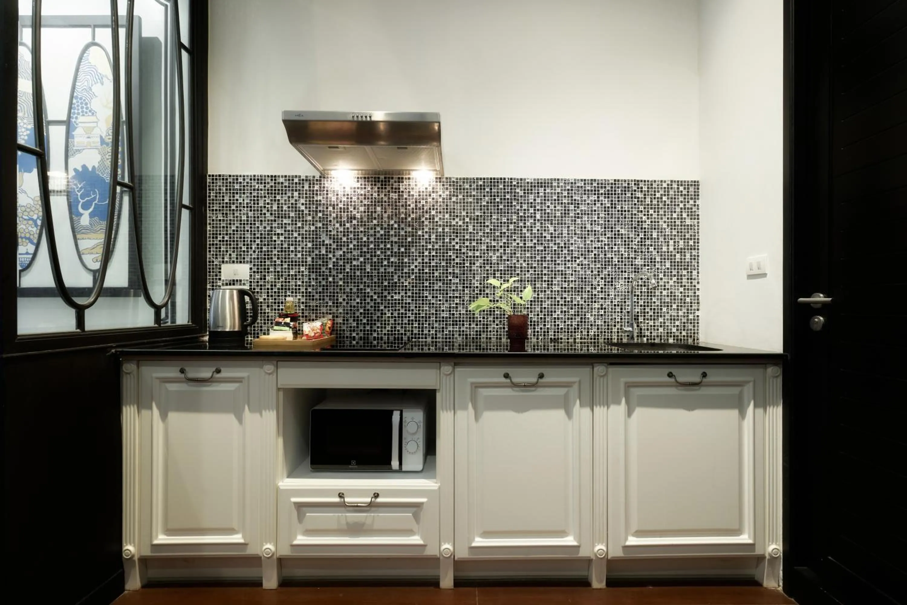 Kitchen or kitchenette in BAAN 125 STAY Phuket