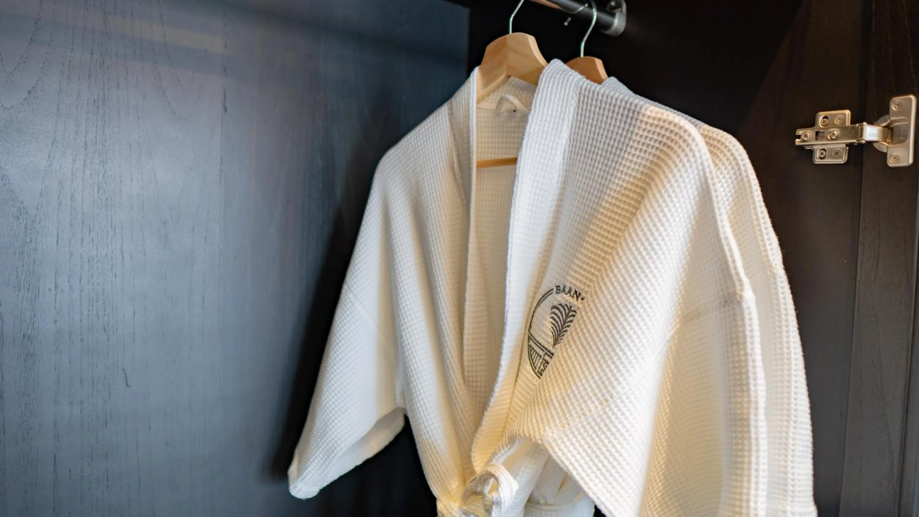 wardrobe in BAAN 125 STAY Phuket