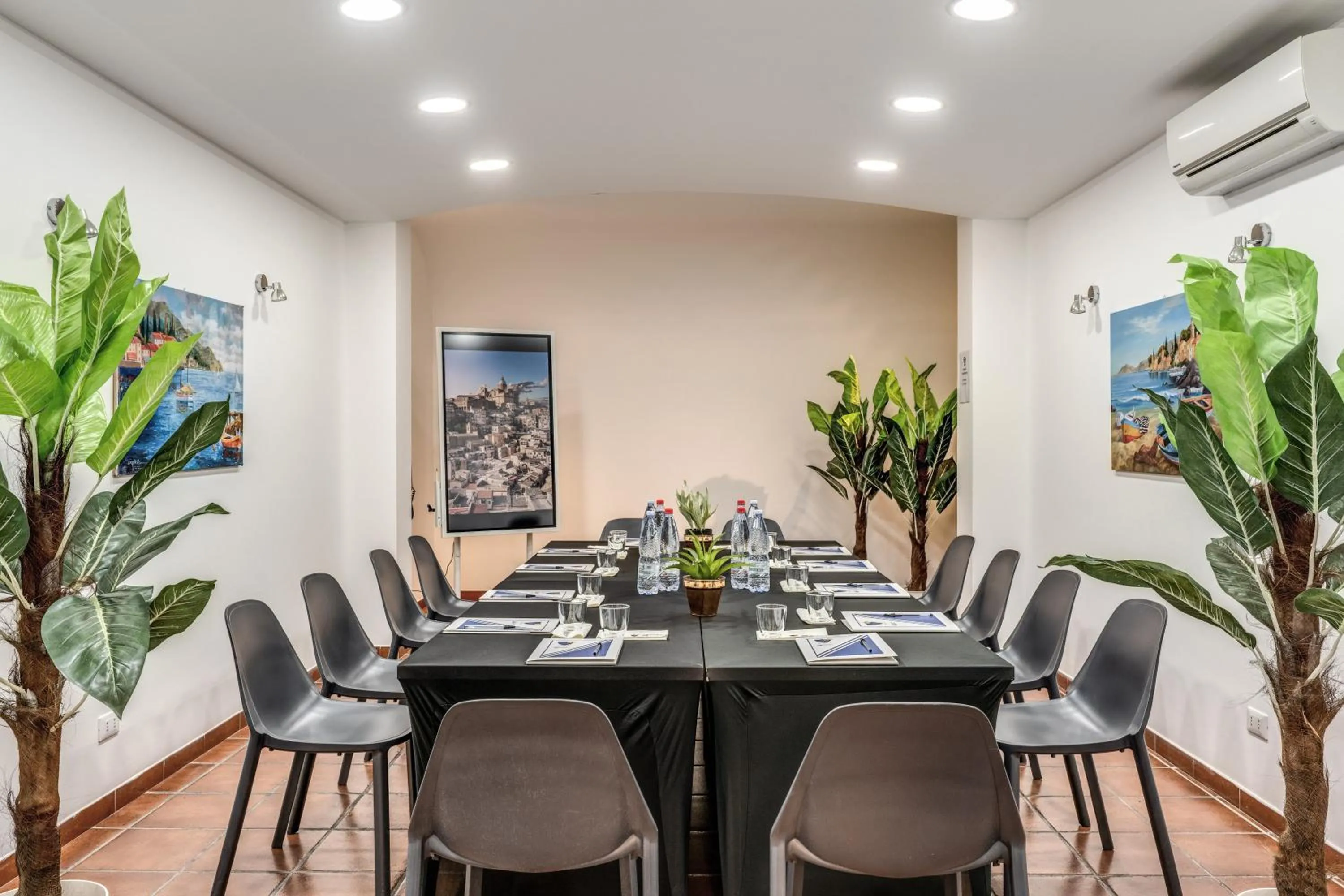 Meeting/conference room in Casena Dei Colli, Sure Hotel Collection By Best Western