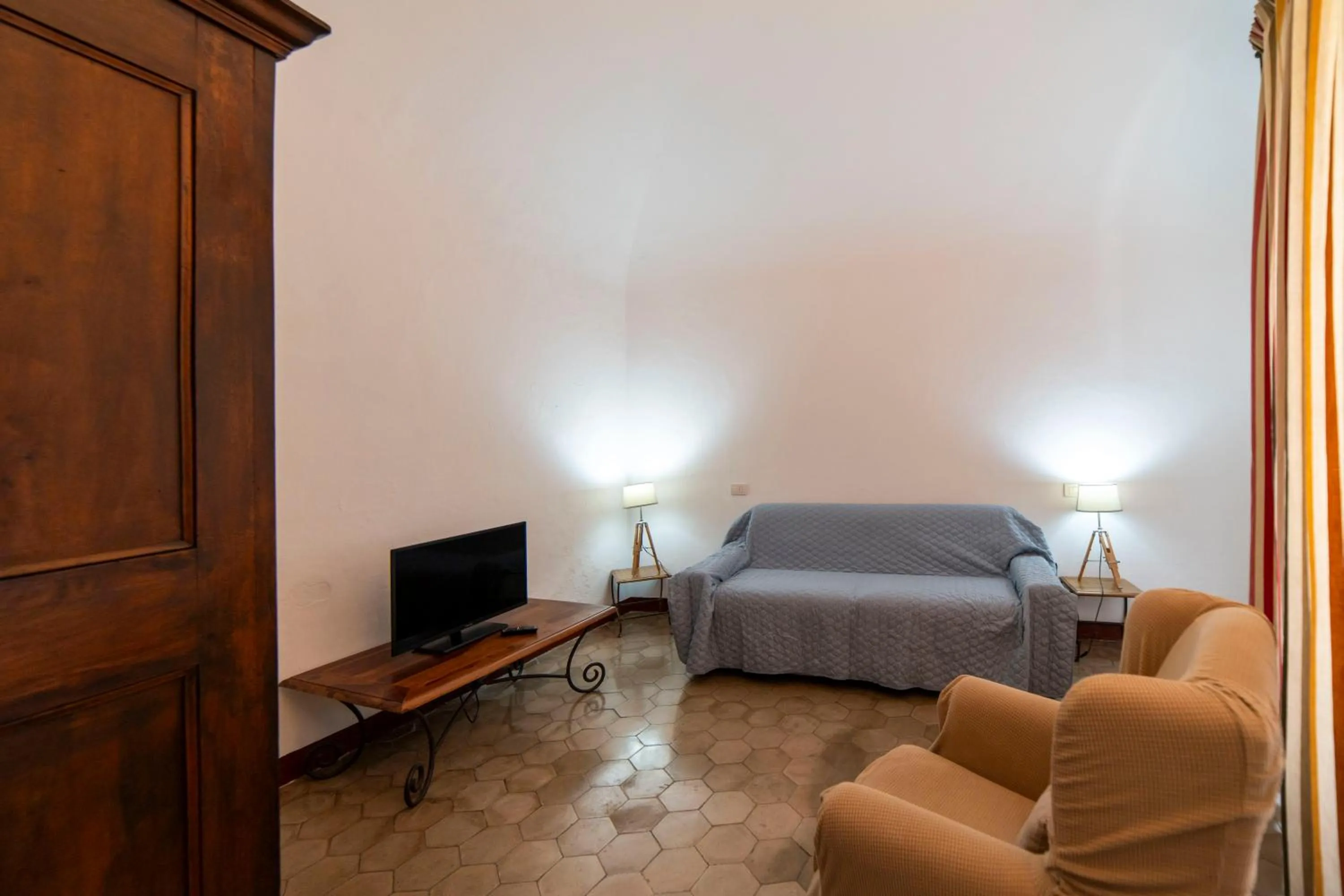 Seating area, Bed in Ca di Ni