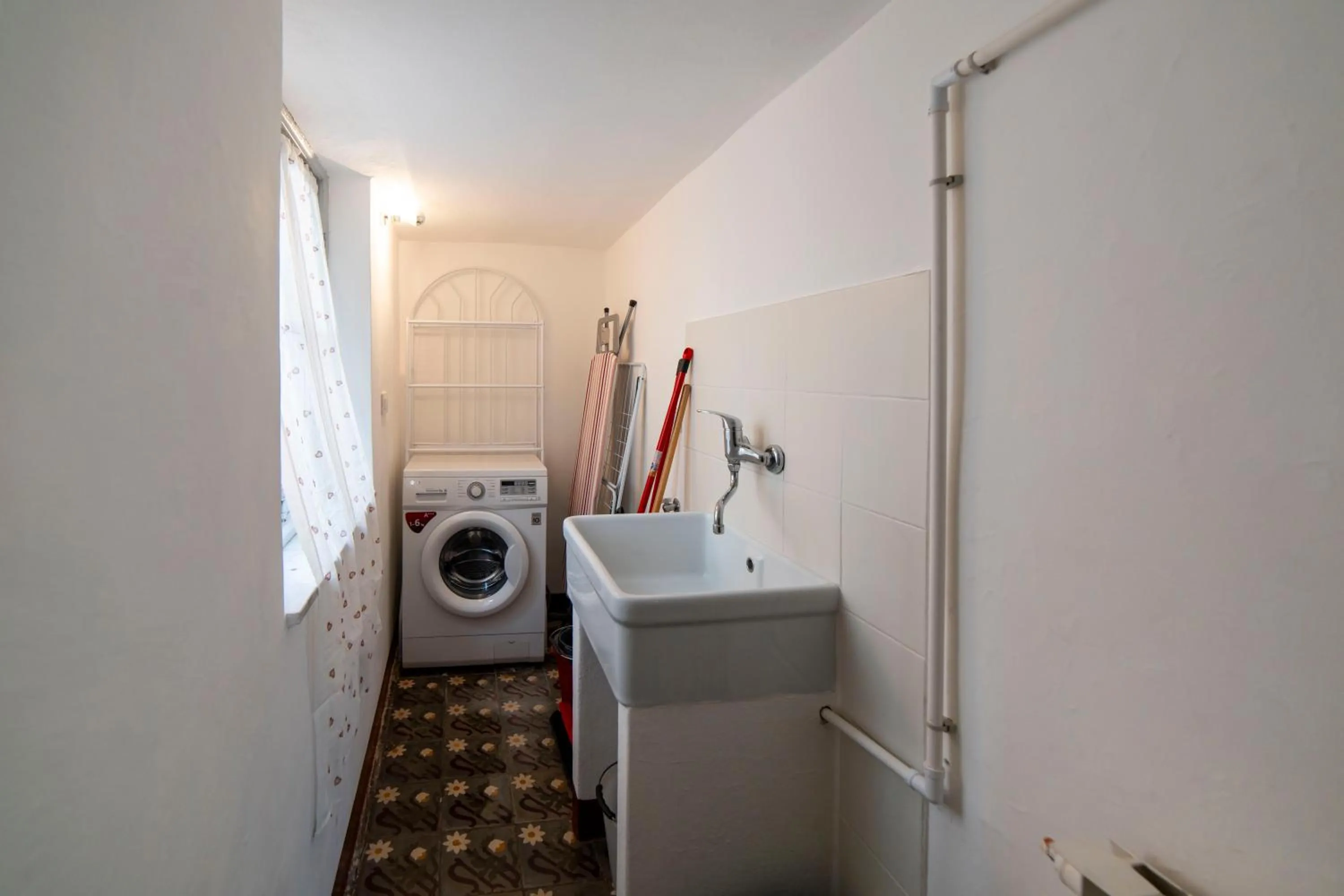 washing machine in Ca di Ni