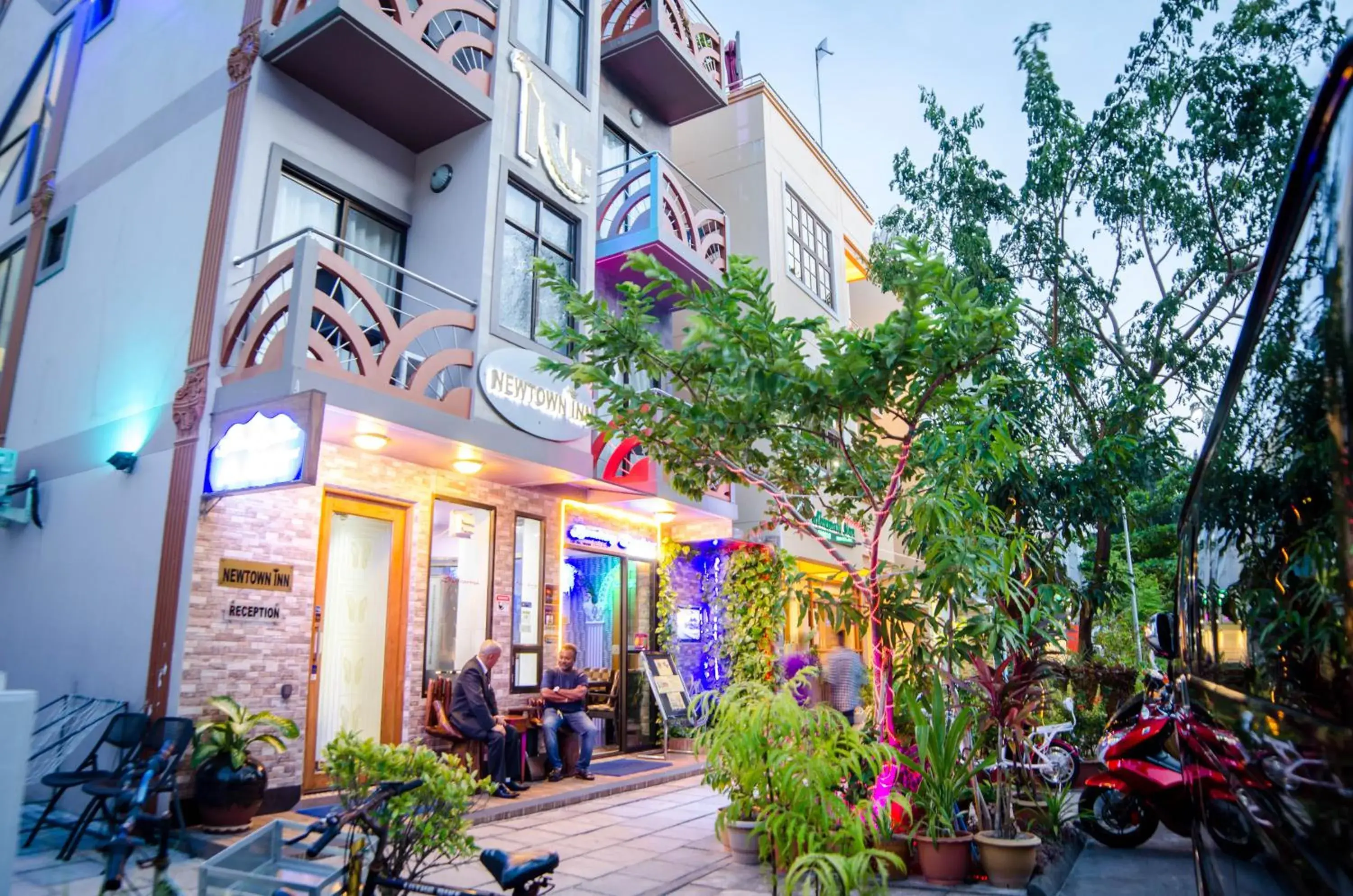 Newtown Inn Newtown Inn