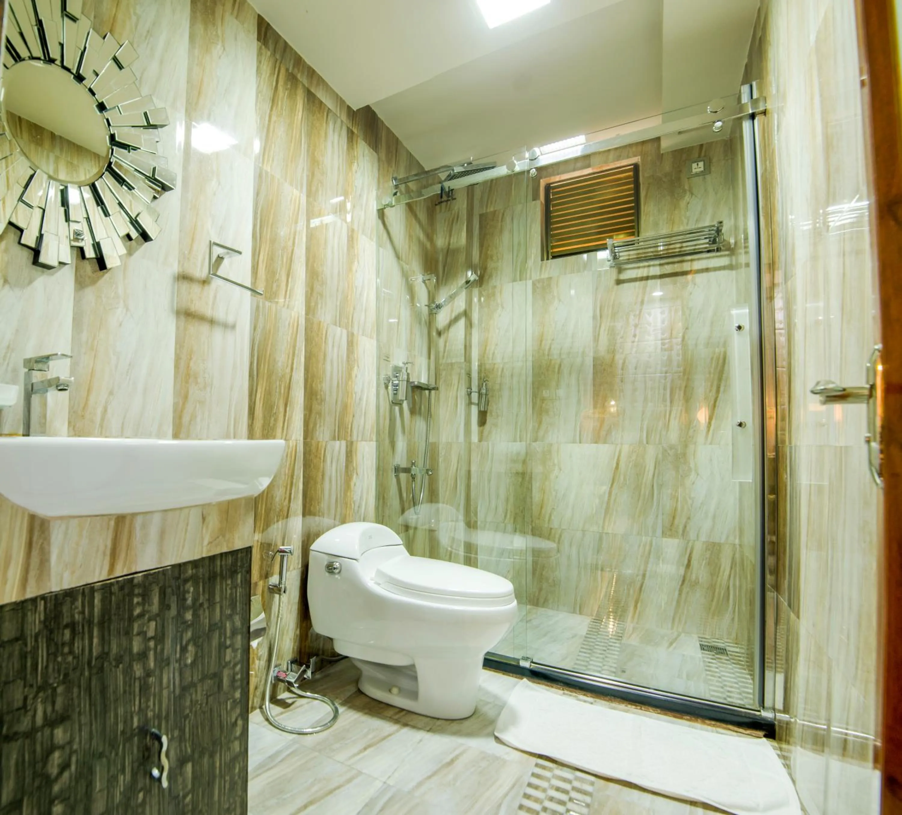 Bathroom in Newtown Inn