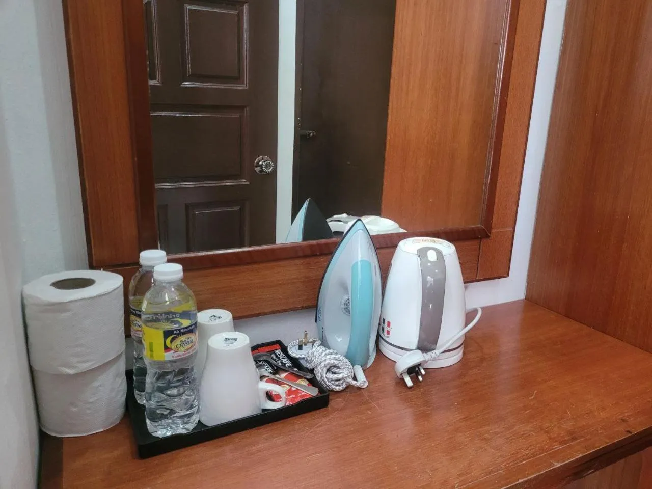 Coffee/tea facilities in Deluxe Room