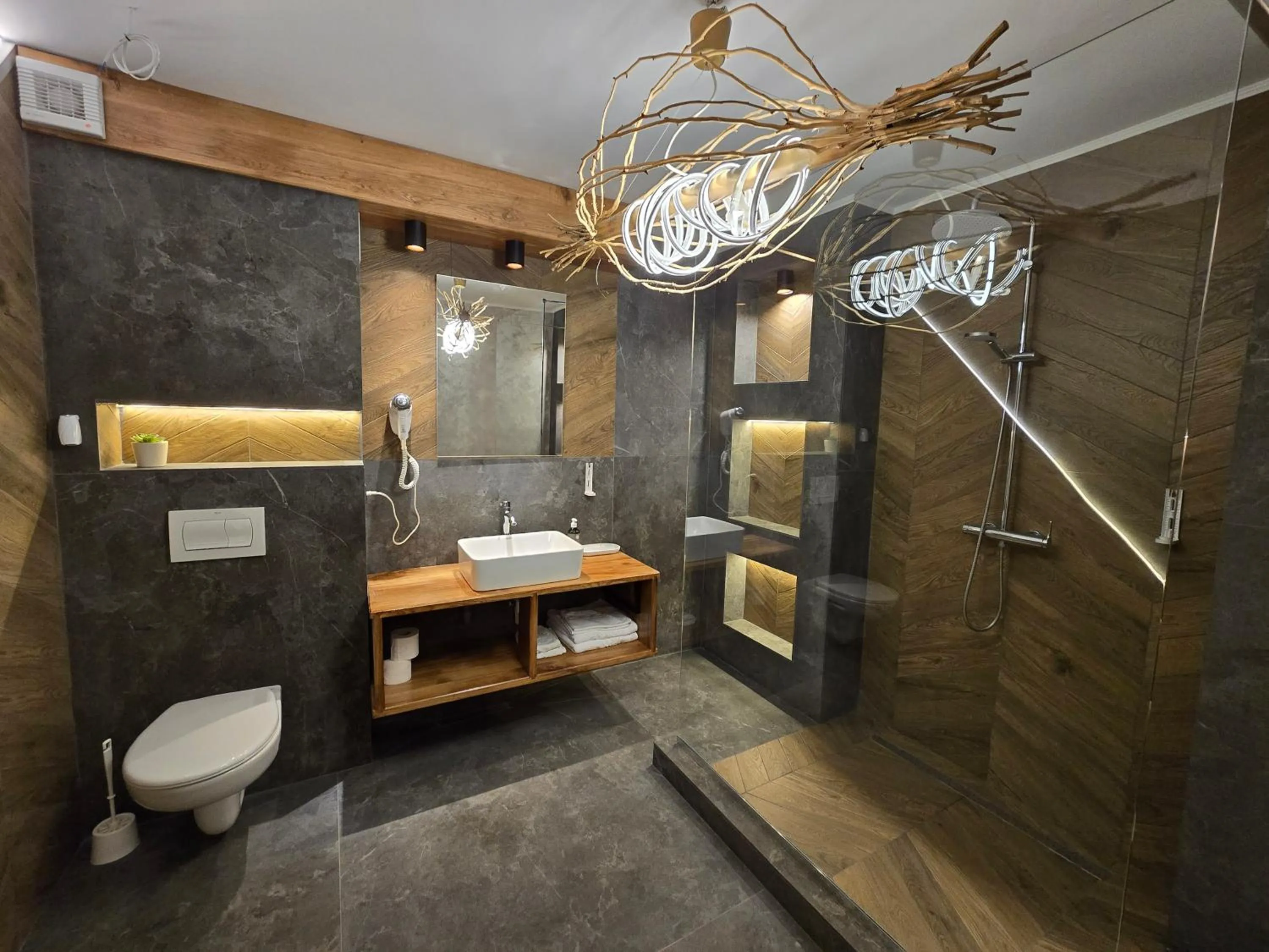 Bathroom in CASA FLORESCU