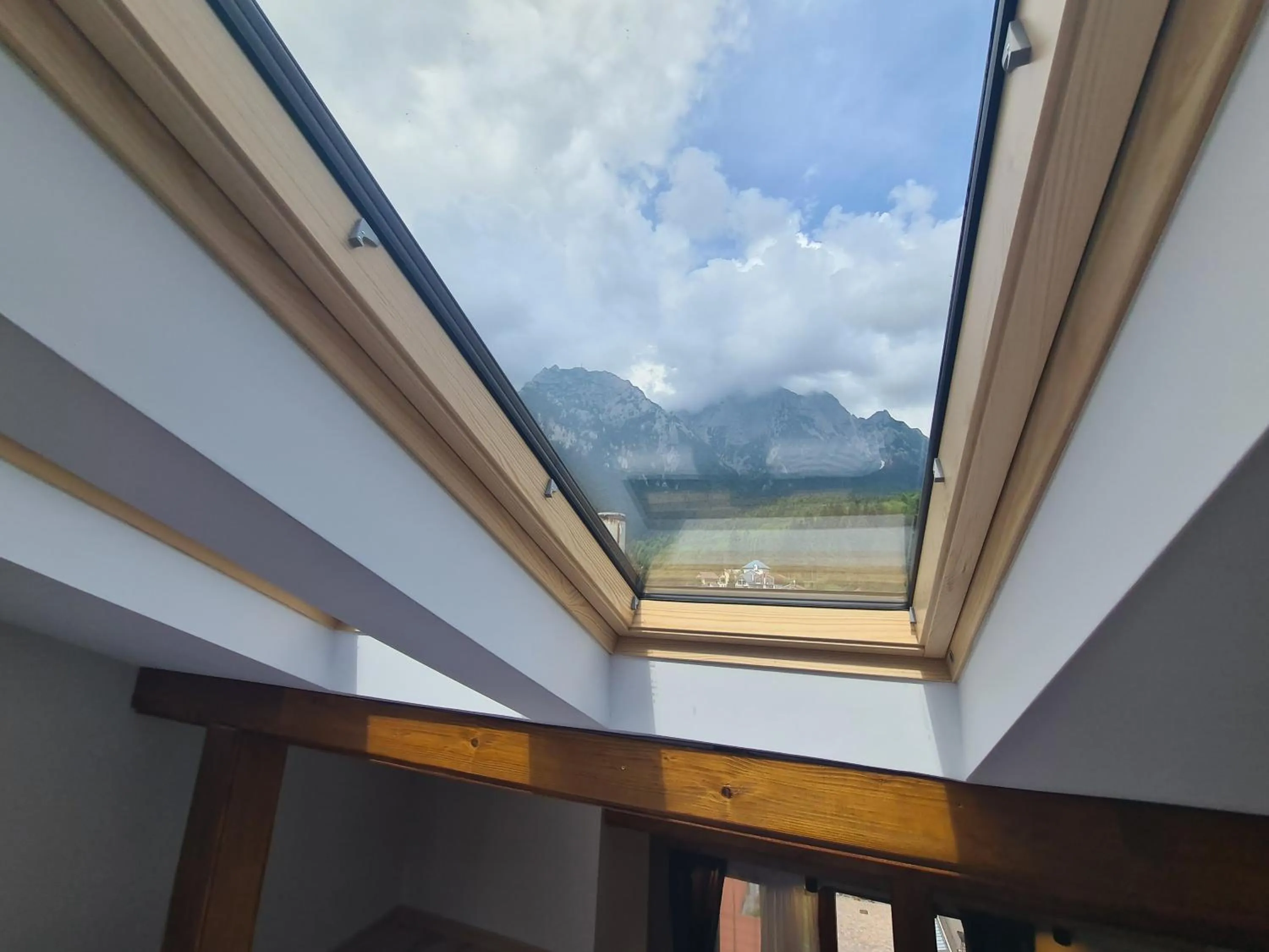 Mountain view in CASA FLORESCU