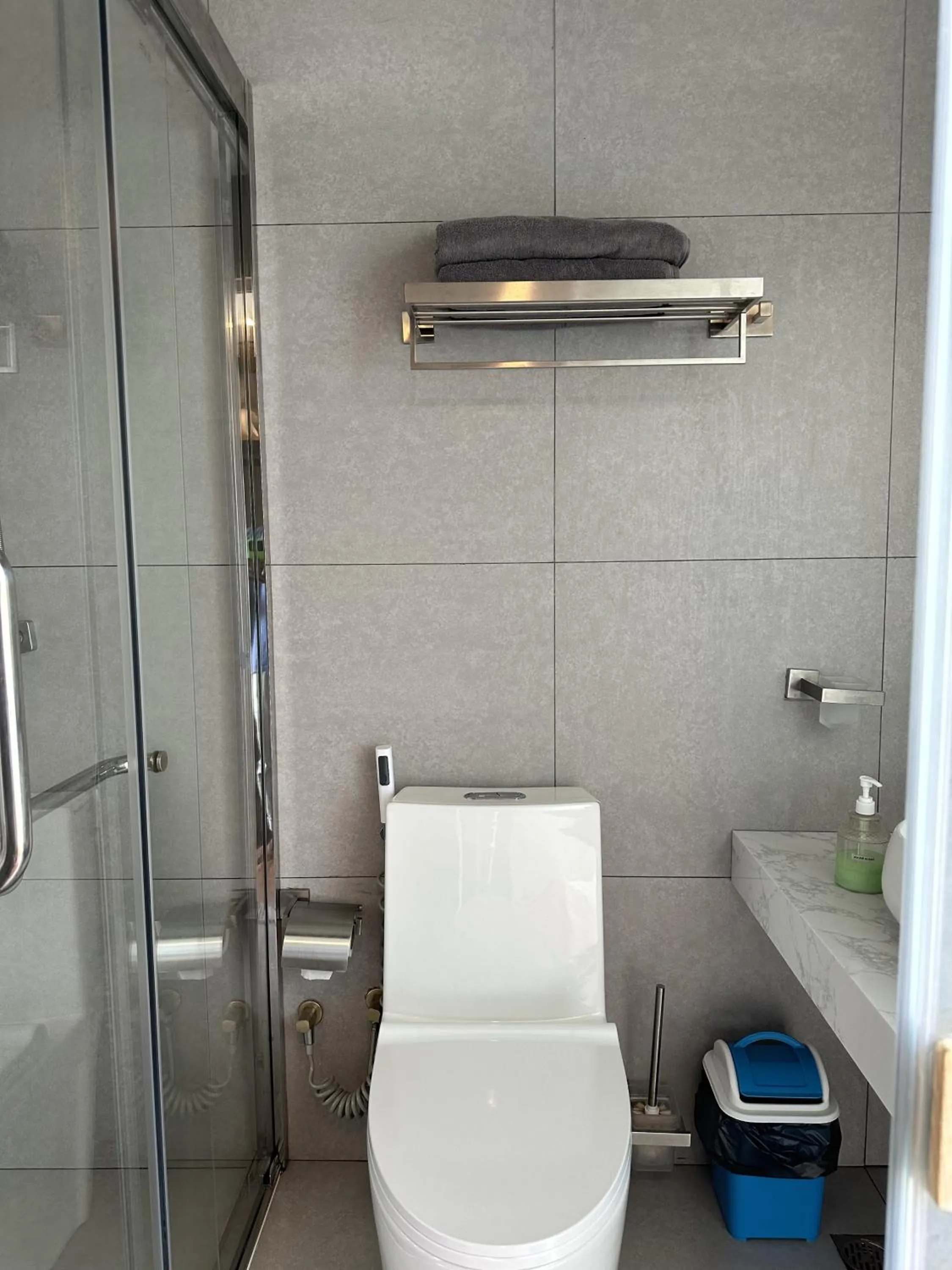 Toilet in Thundi Sea View