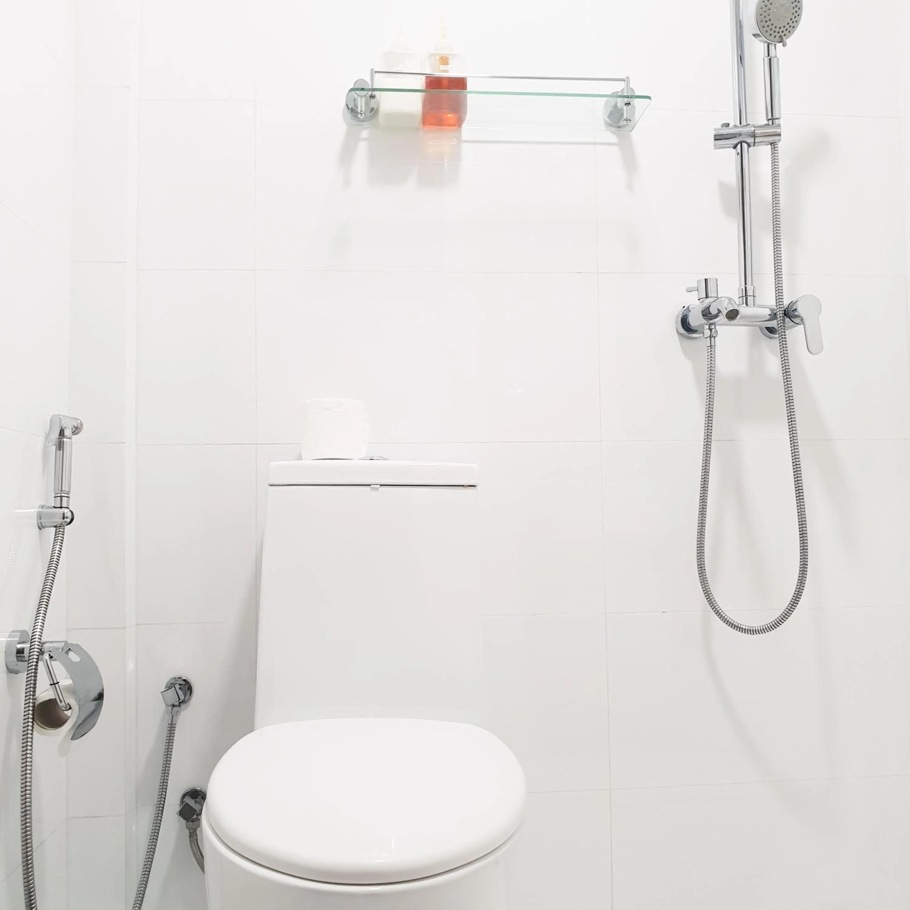 Shower in Thundi Sea View