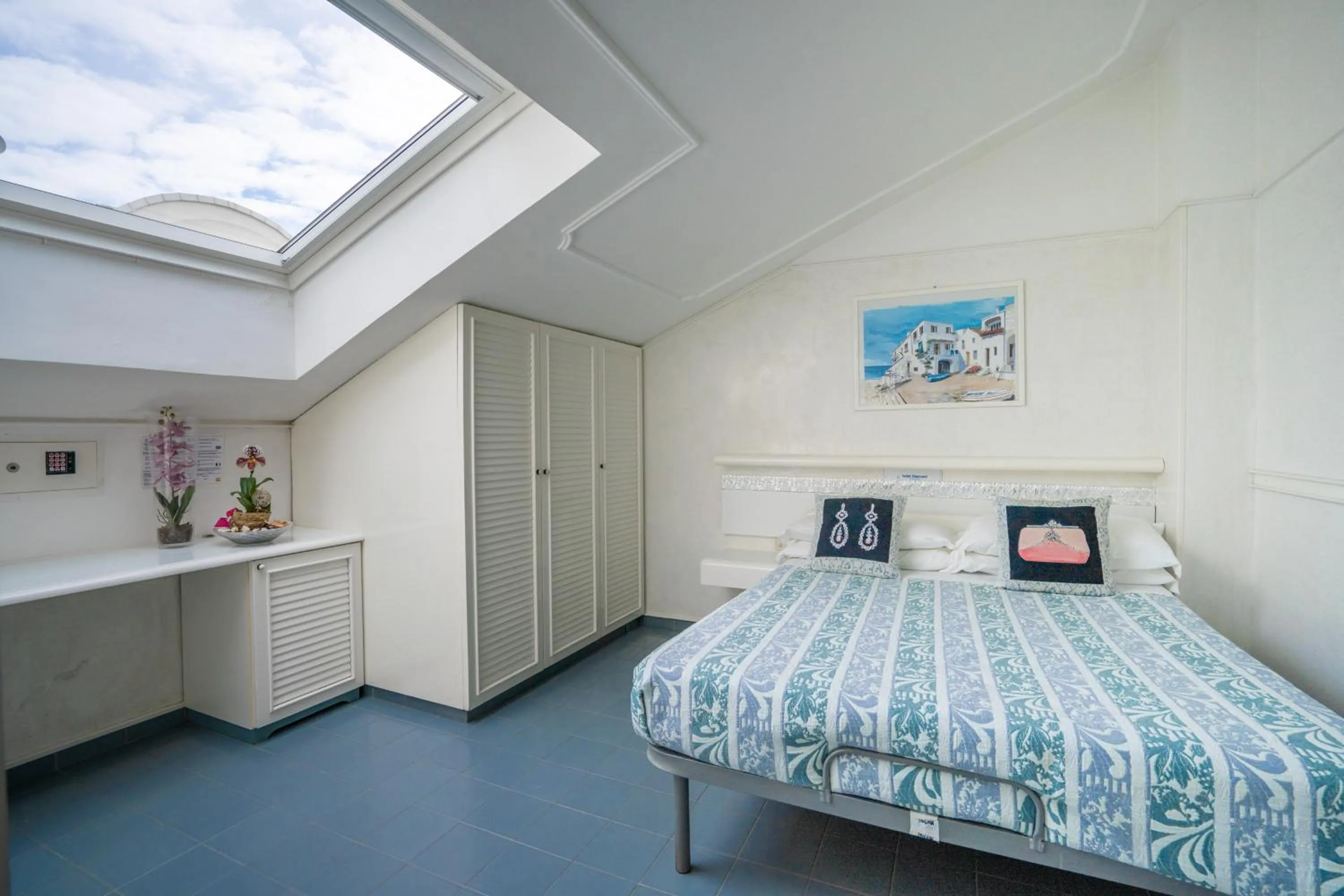 Bedroom in Hotel Diamond