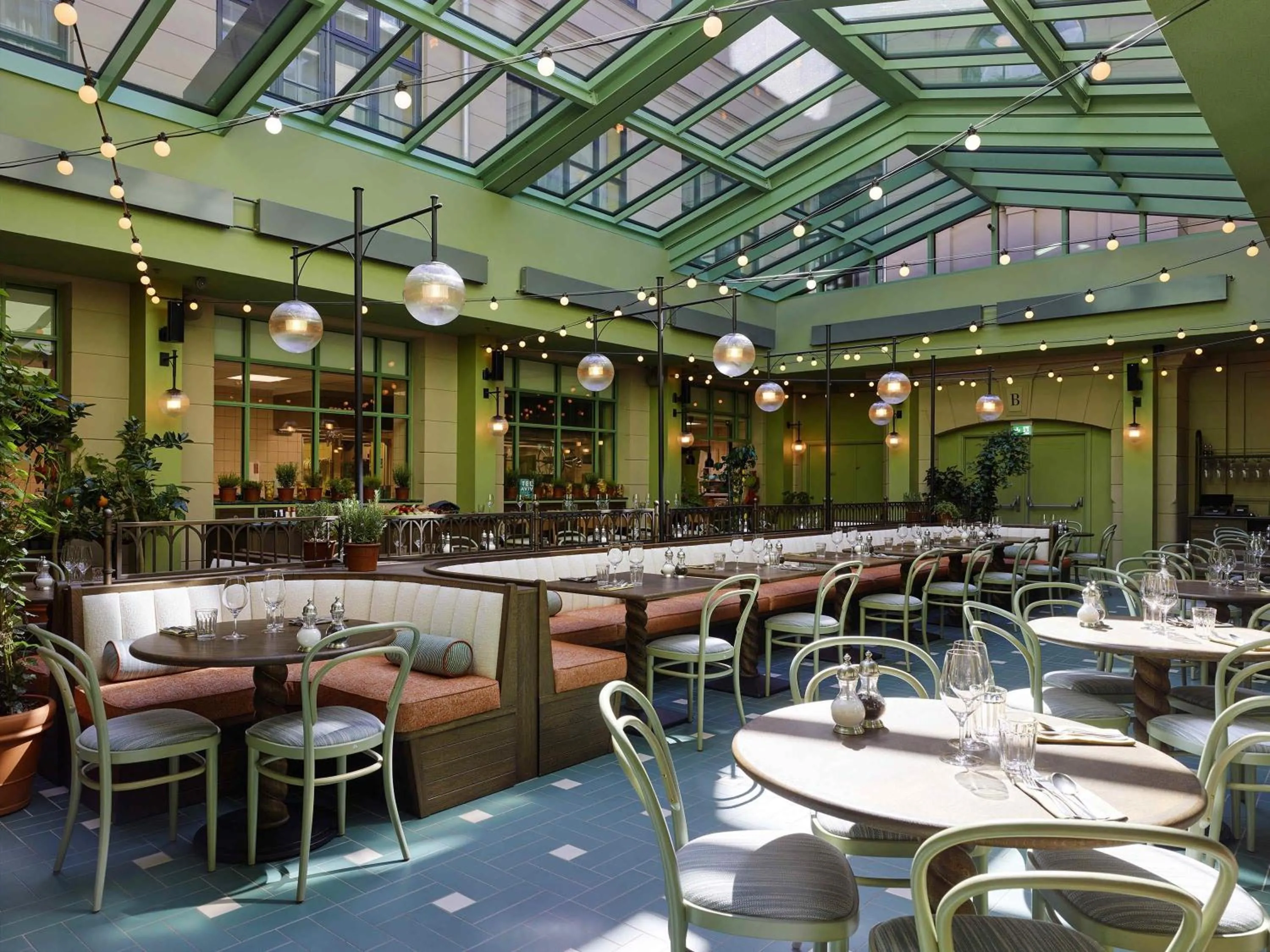 Restaurant/places to eat in 25hours Hotel Indre By