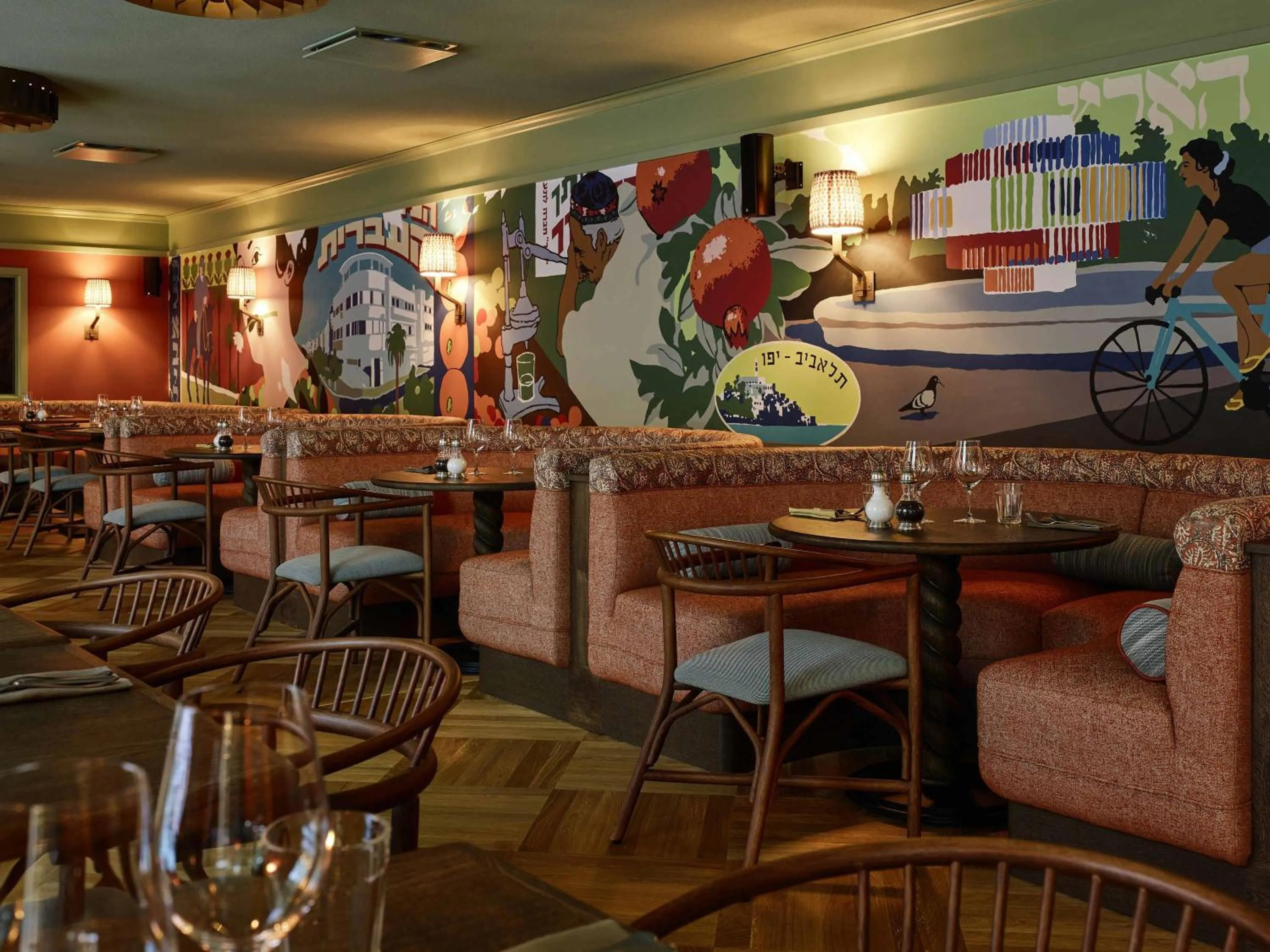 Restaurant/places to eat in 25hours Hotel Indre By