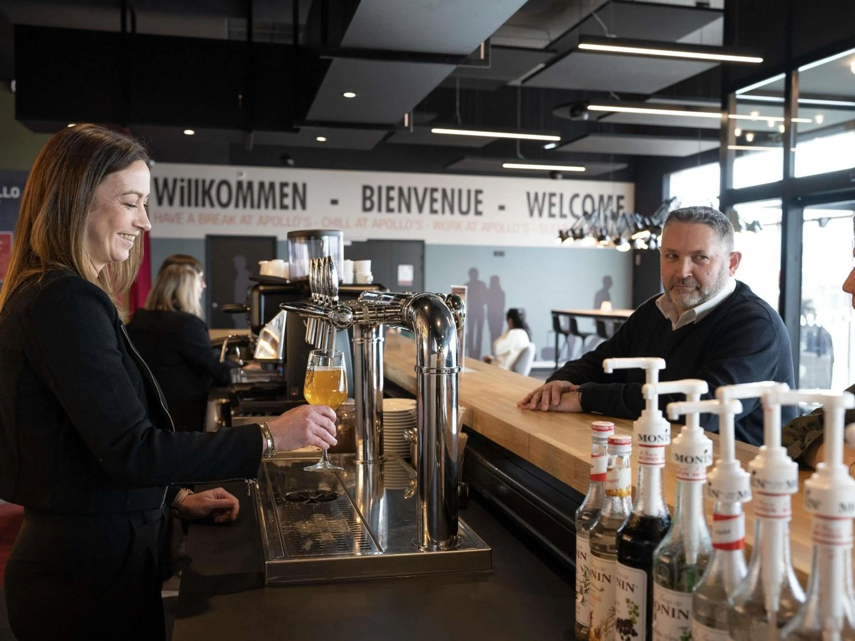 Lounge or bar in ibis Styles Lens Centre Gare