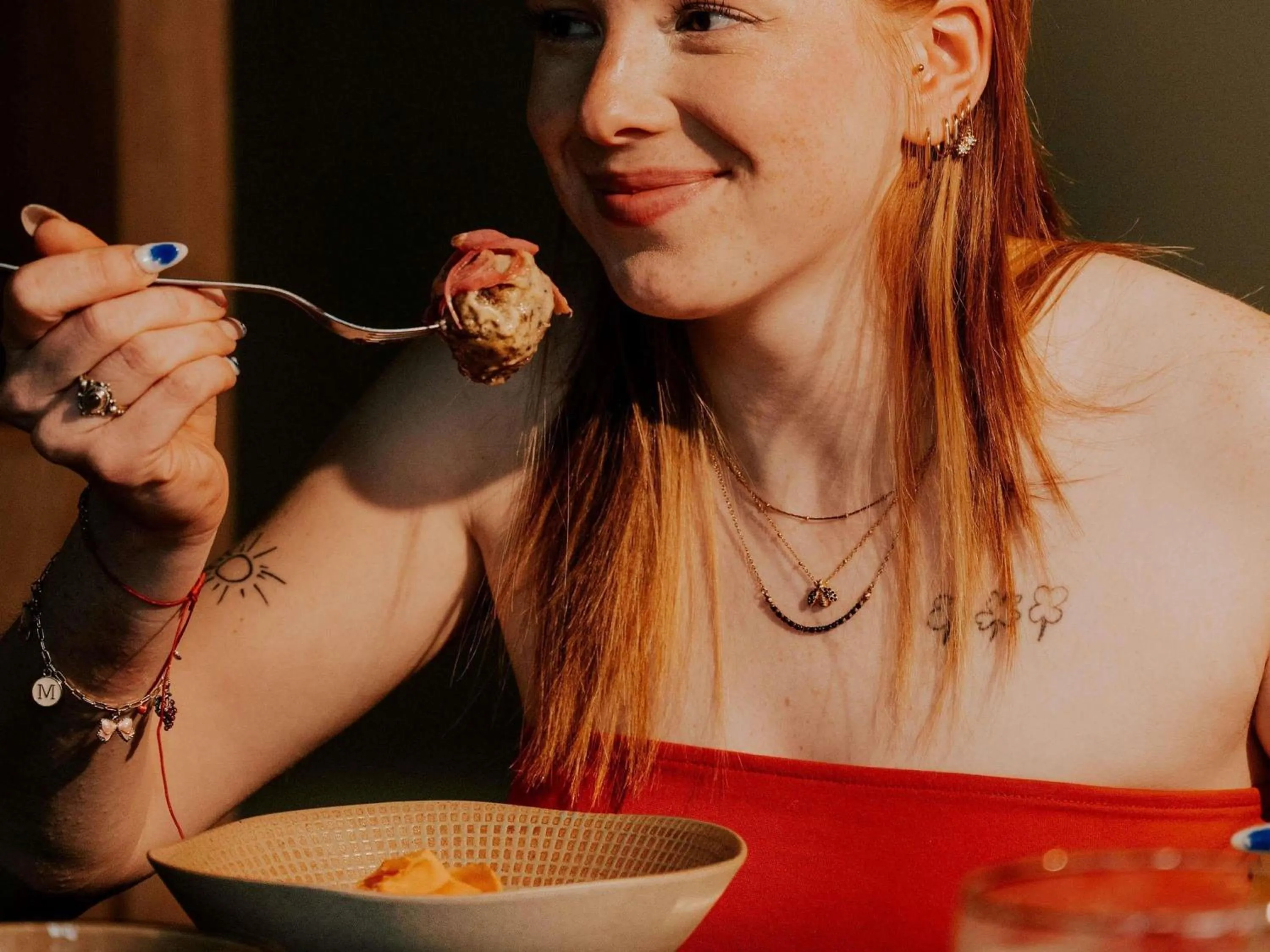 Restaurant/places to eat in ibis Styles Lens Centre Gare