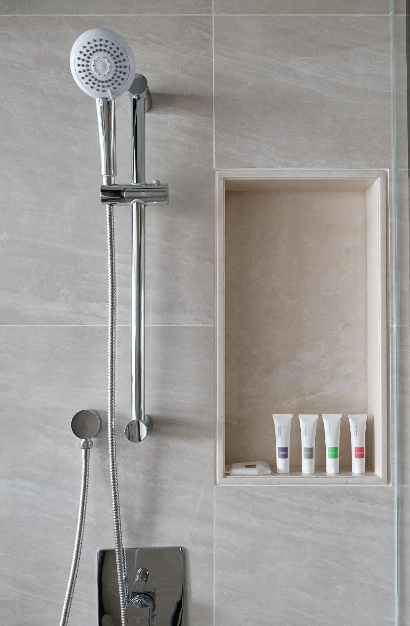 Shower in Swissôtel Clark Philippines