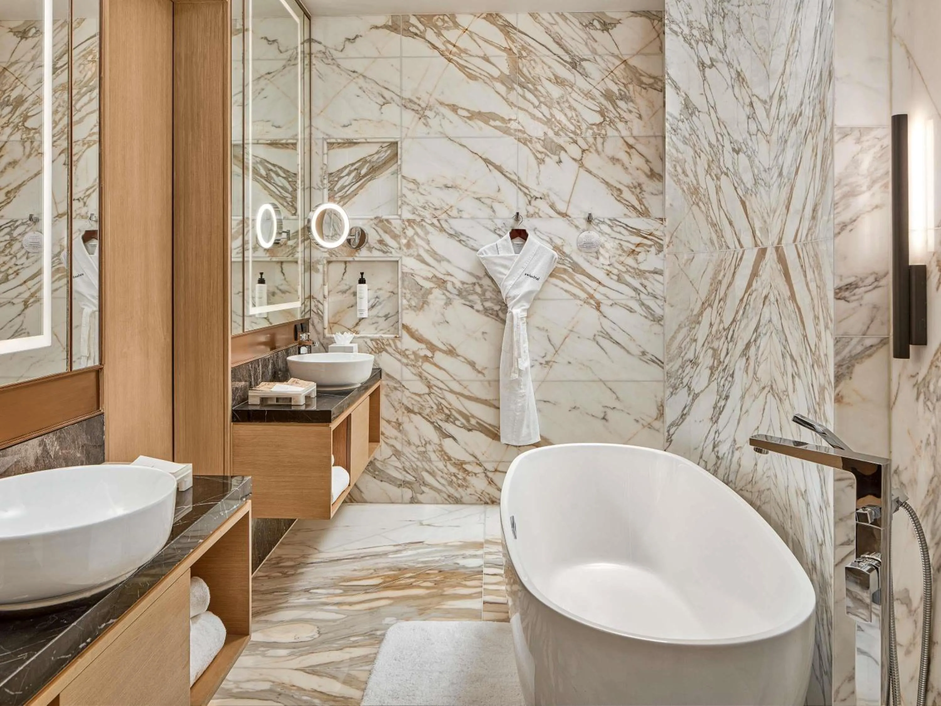 Bedroom in Swissôtel Clark Philippines