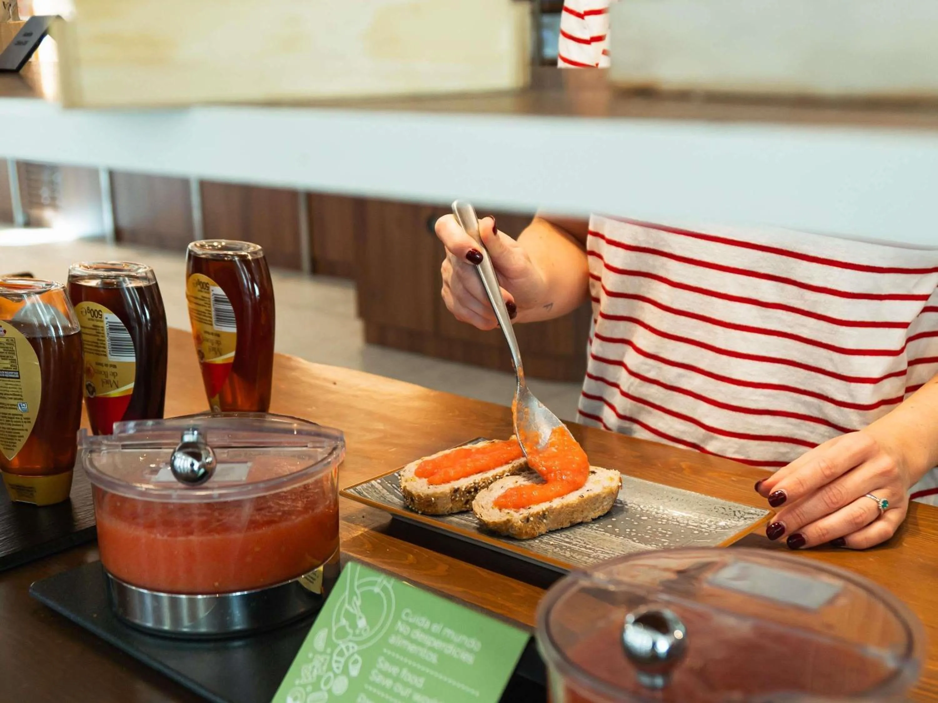 Breakfast in Ibis Styles Sevilla City Santa Justa