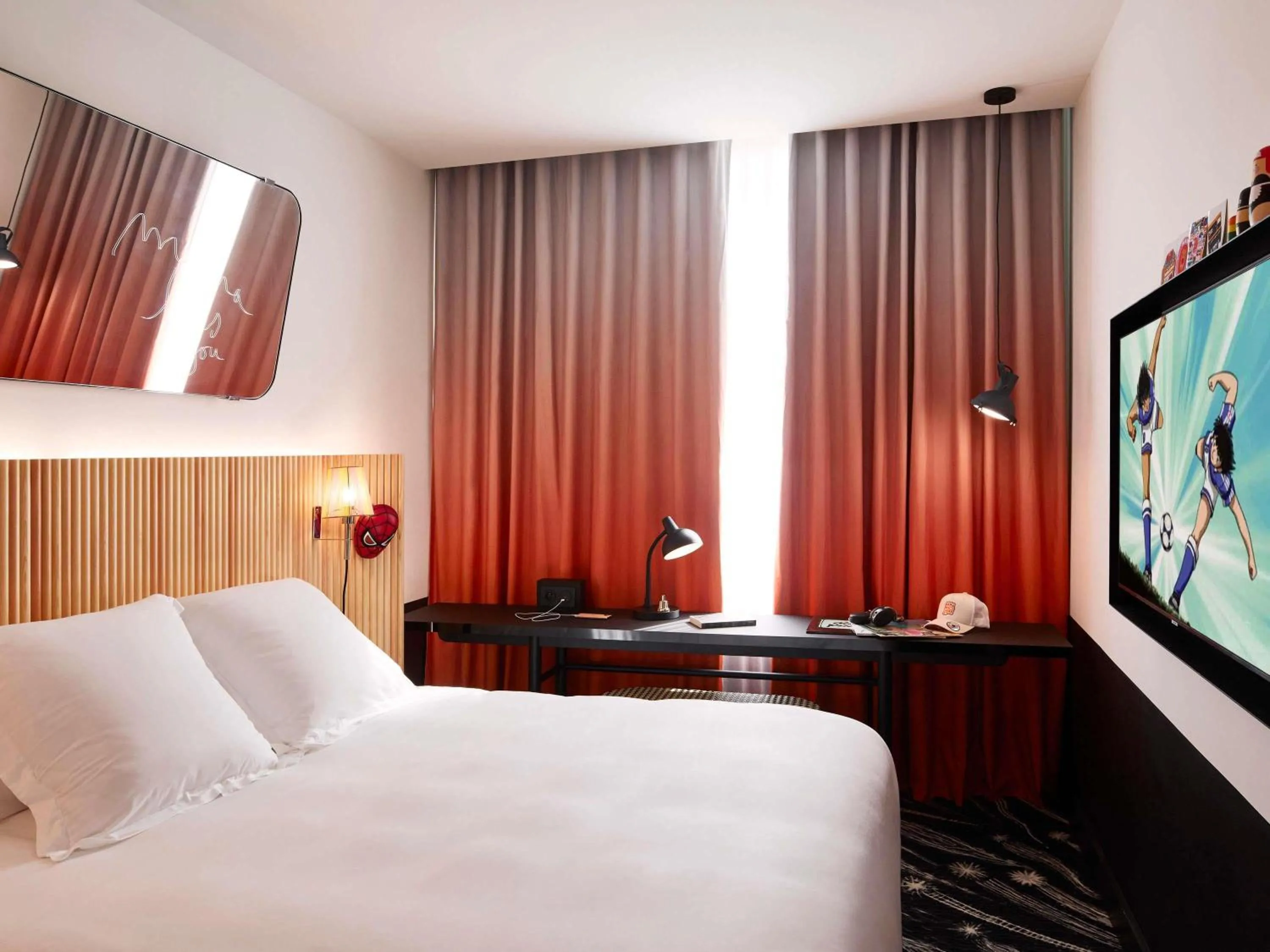 Bedroom, Bed in Mama Shelter Paris La Défense