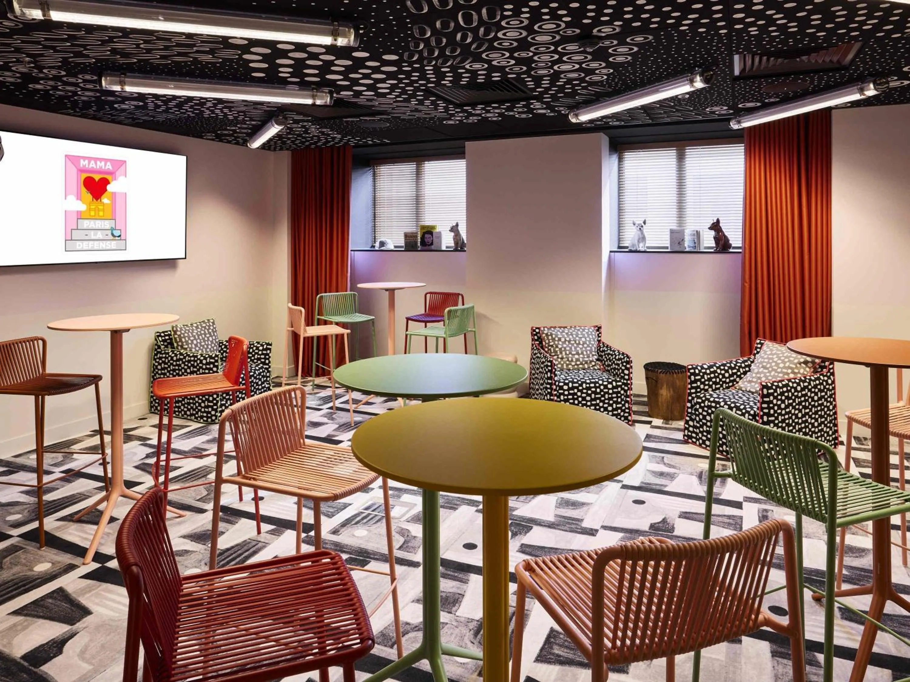 Meeting/conference room in Mama Shelter Paris La Défense