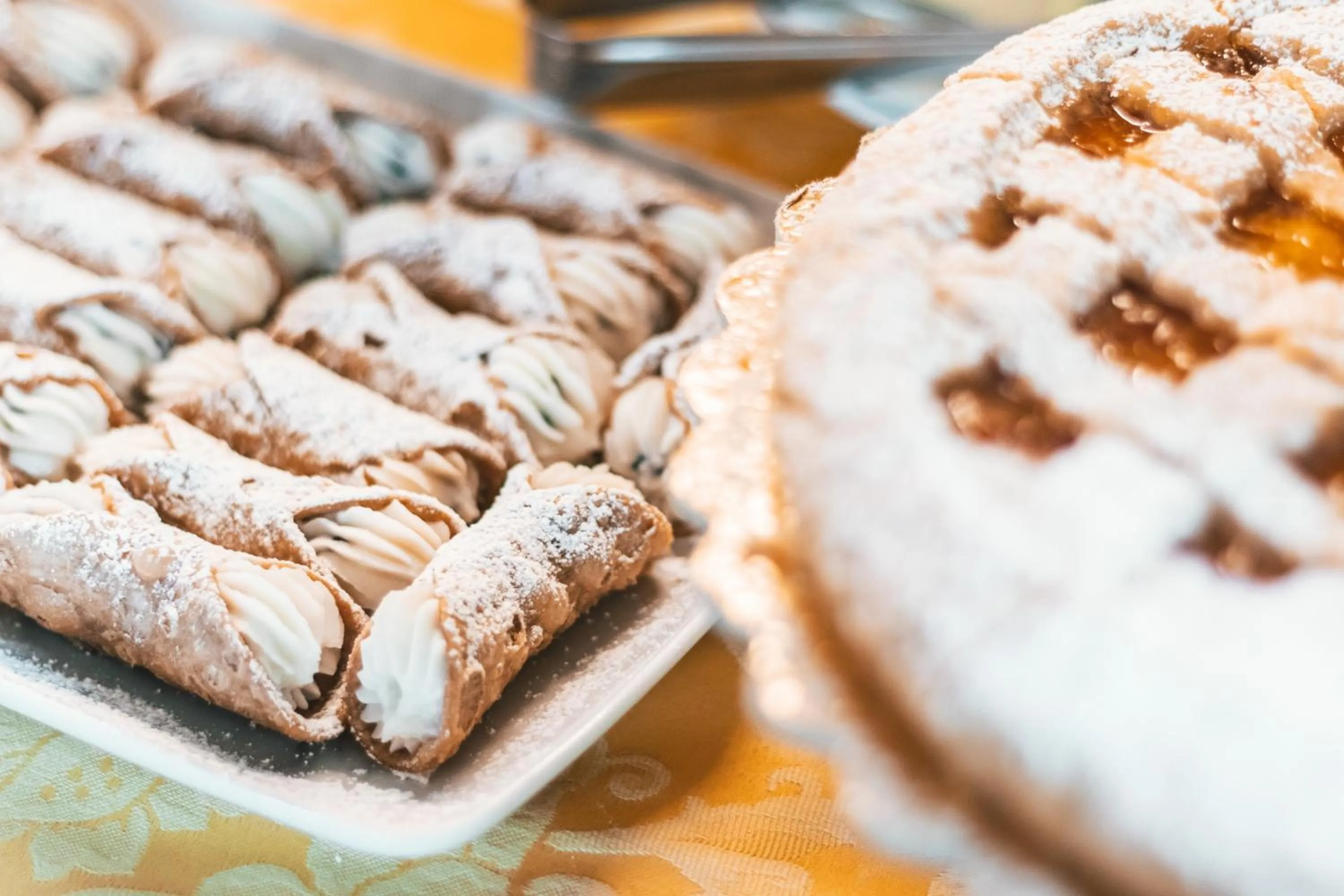 Continental breakfast in Hotel Residence Mendolita