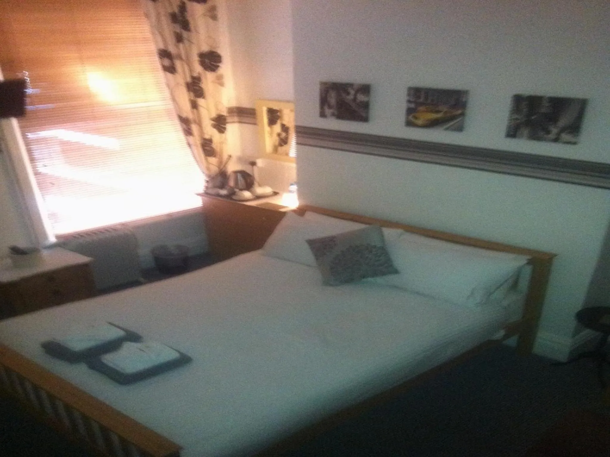 Bed in Deneside Guest House