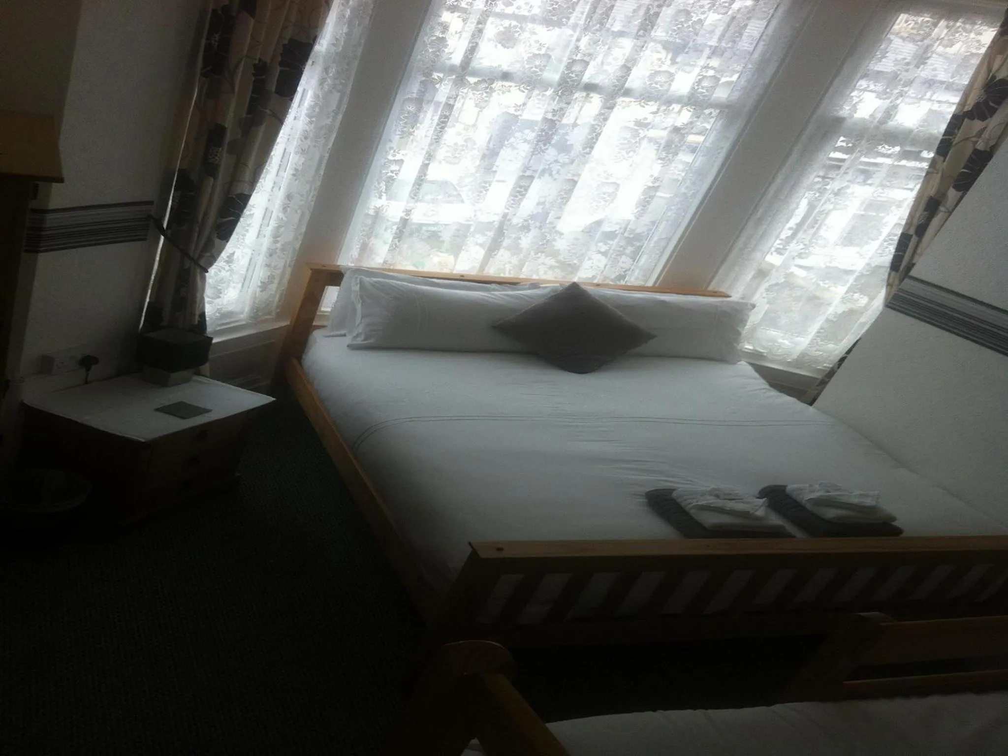 Photo of the whole room, Bed in Deneside Guest House