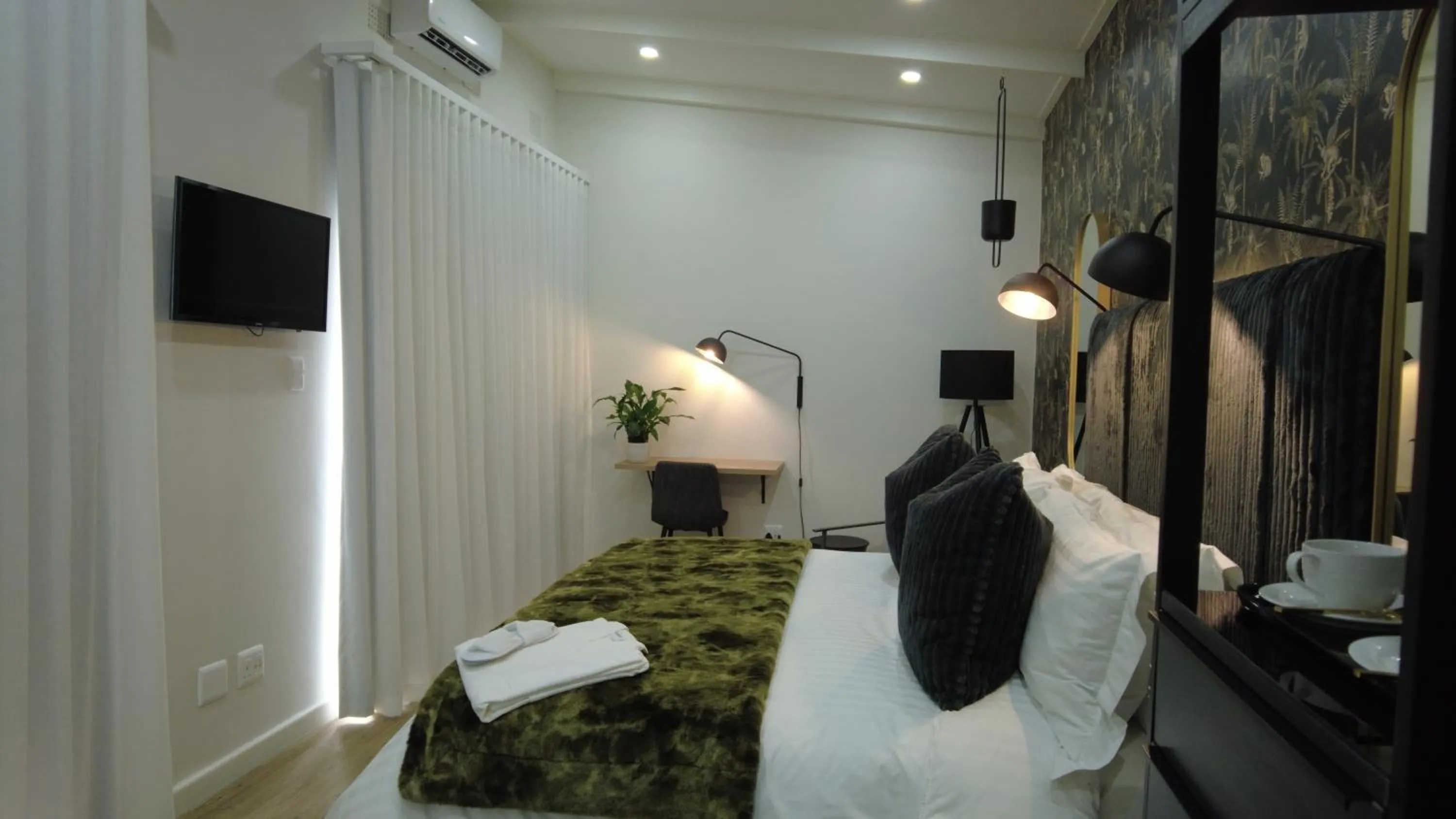 air conditioner in The Executive Bed and Breakfast